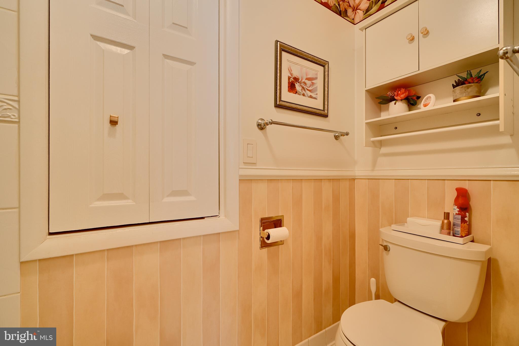 SILVERGATE VILLAGE - Residential