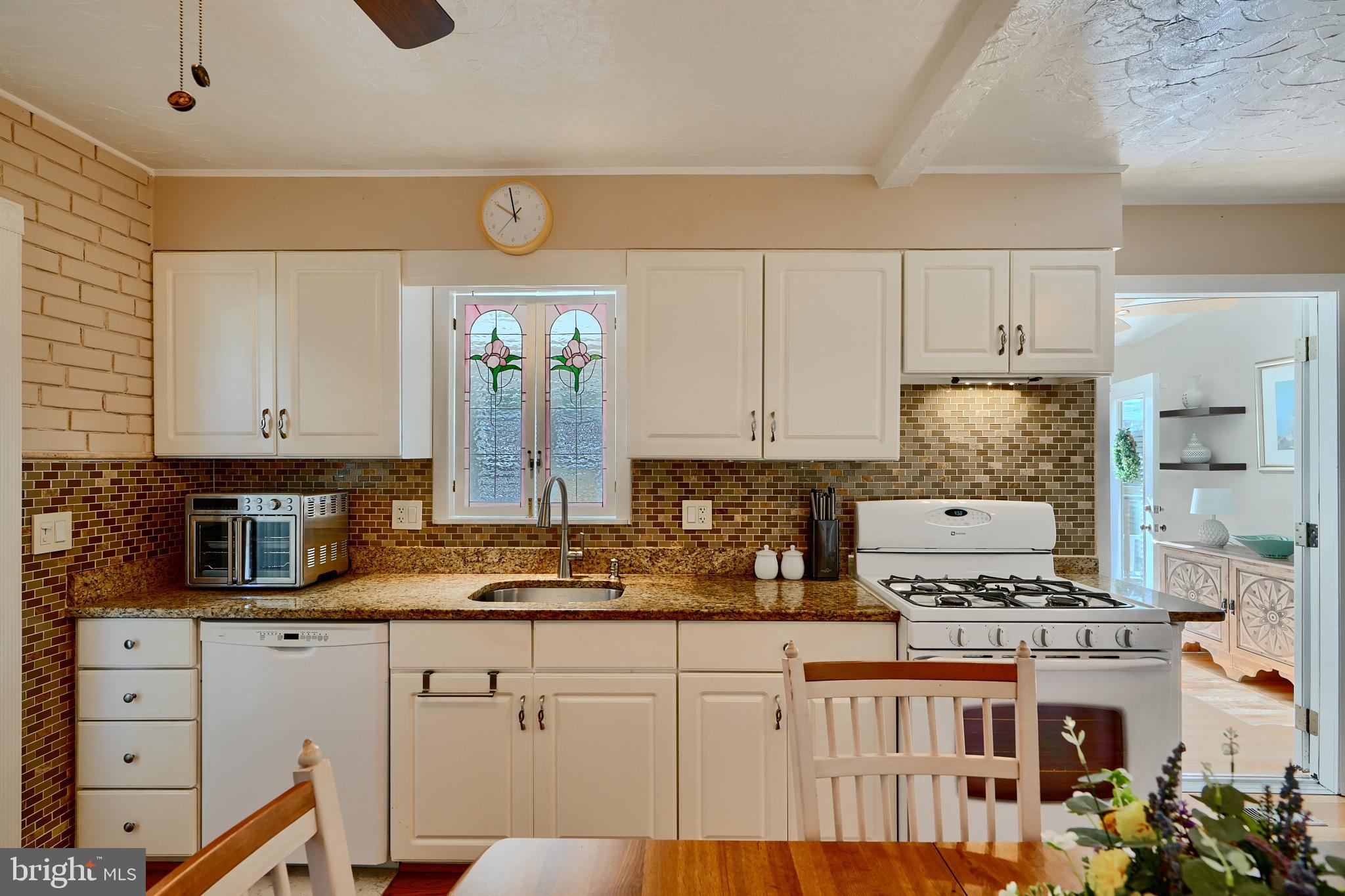 SILVERGATE VILLAGE - Residential