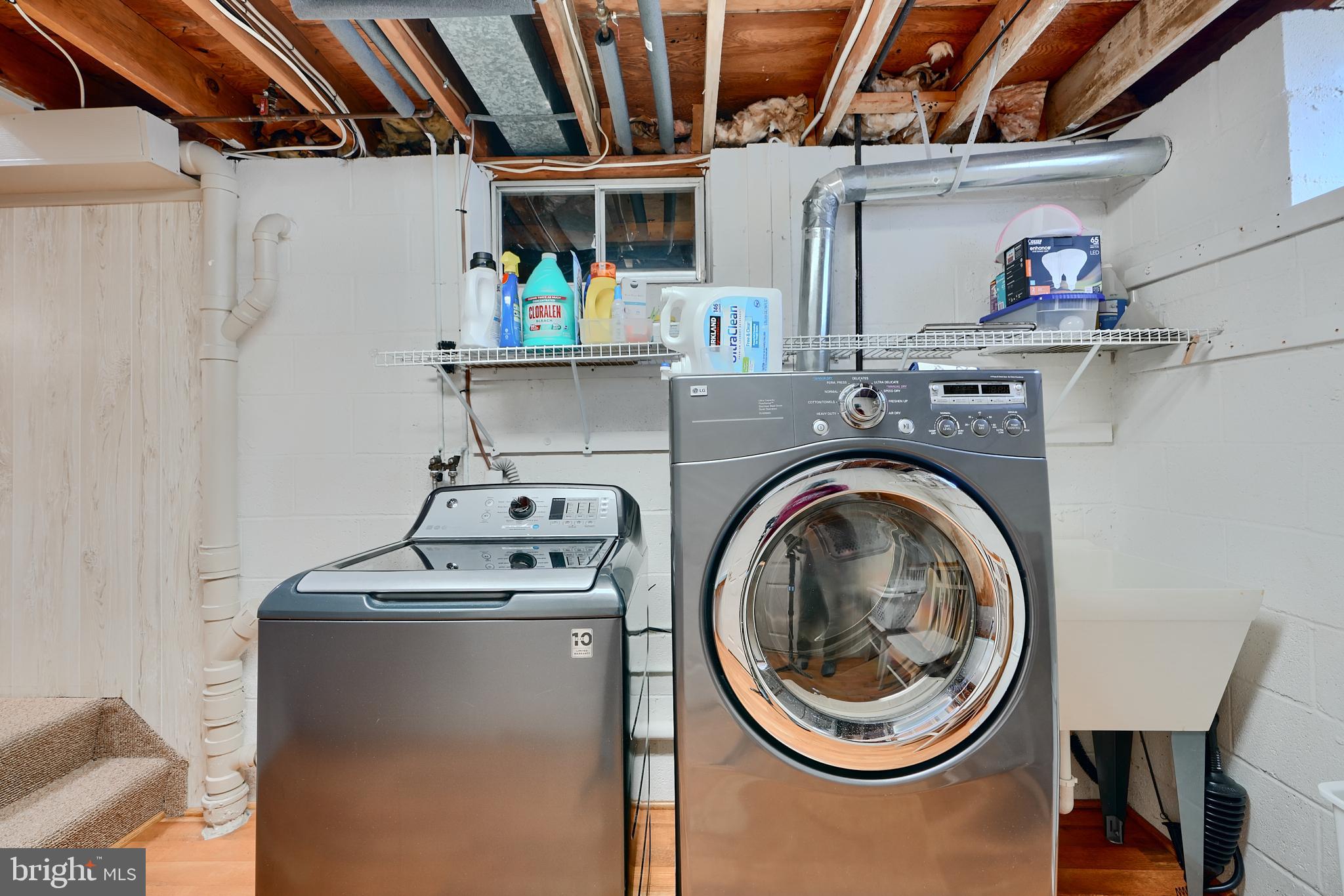 SILVERGATE VILLAGE - Residential