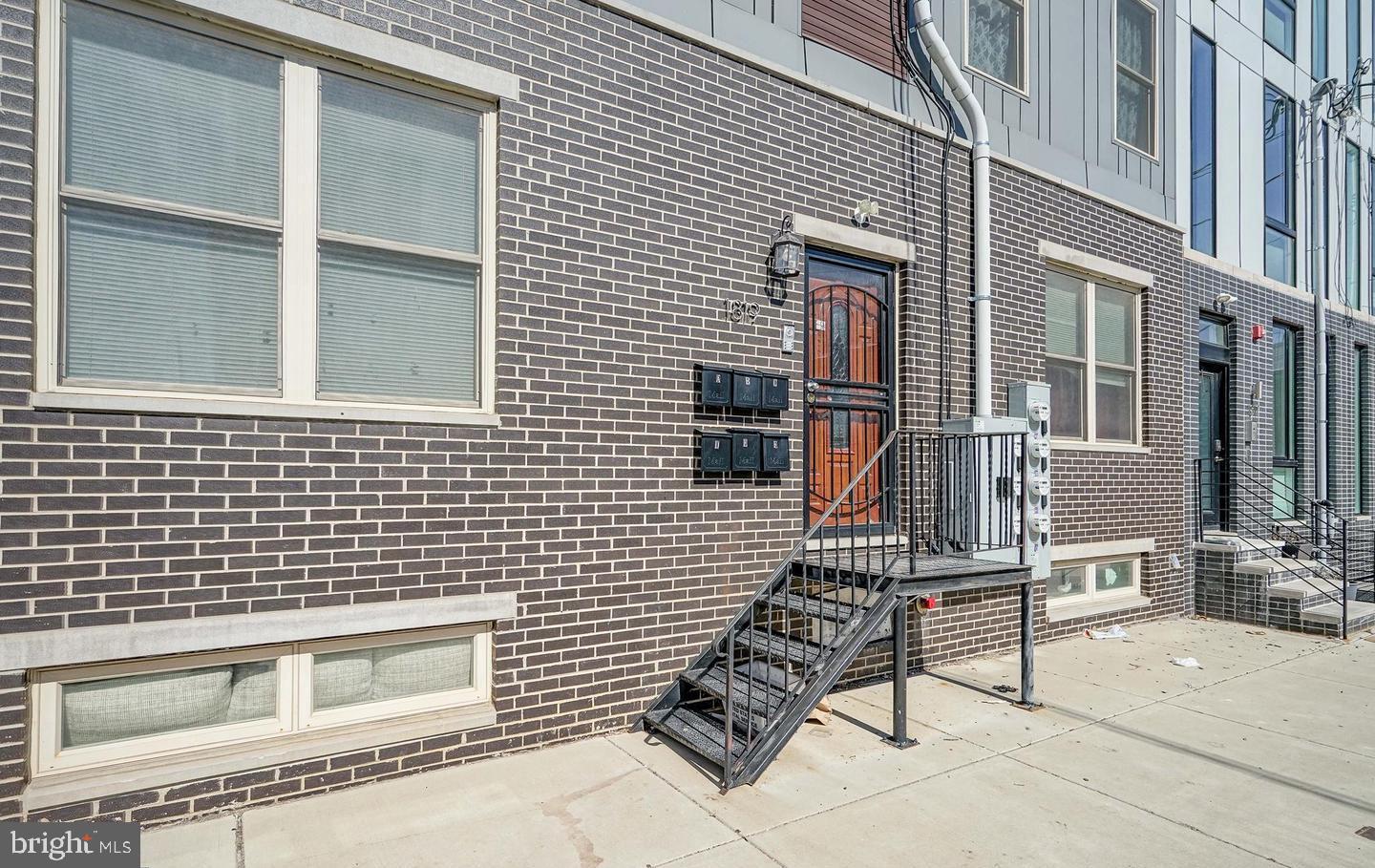 FRANCISVILLE - Residential Lease
