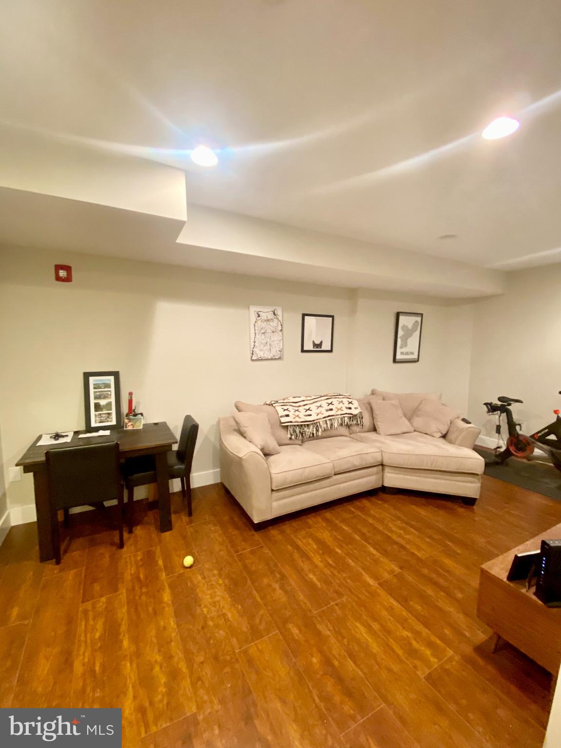 FRANCISVILLE - Residential Lease
