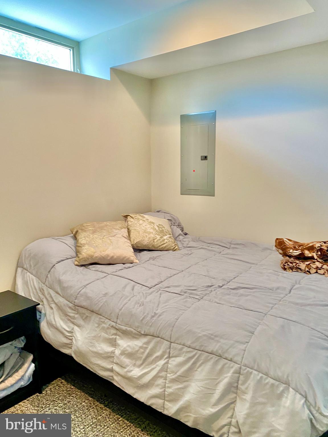 FRANCISVILLE - Residential Lease