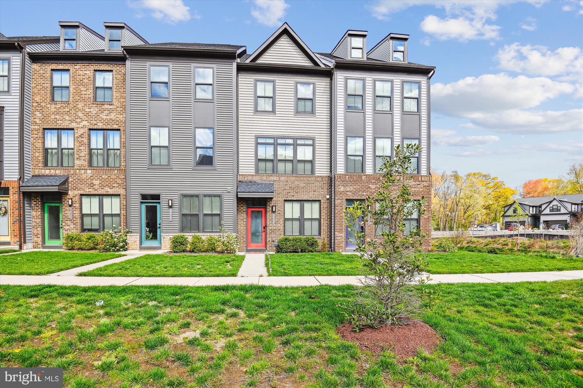 TANYARD SHORES - Residential