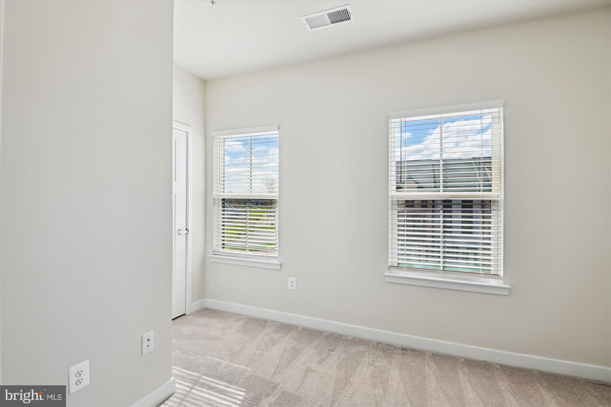 TANYARD SHORES - Residential