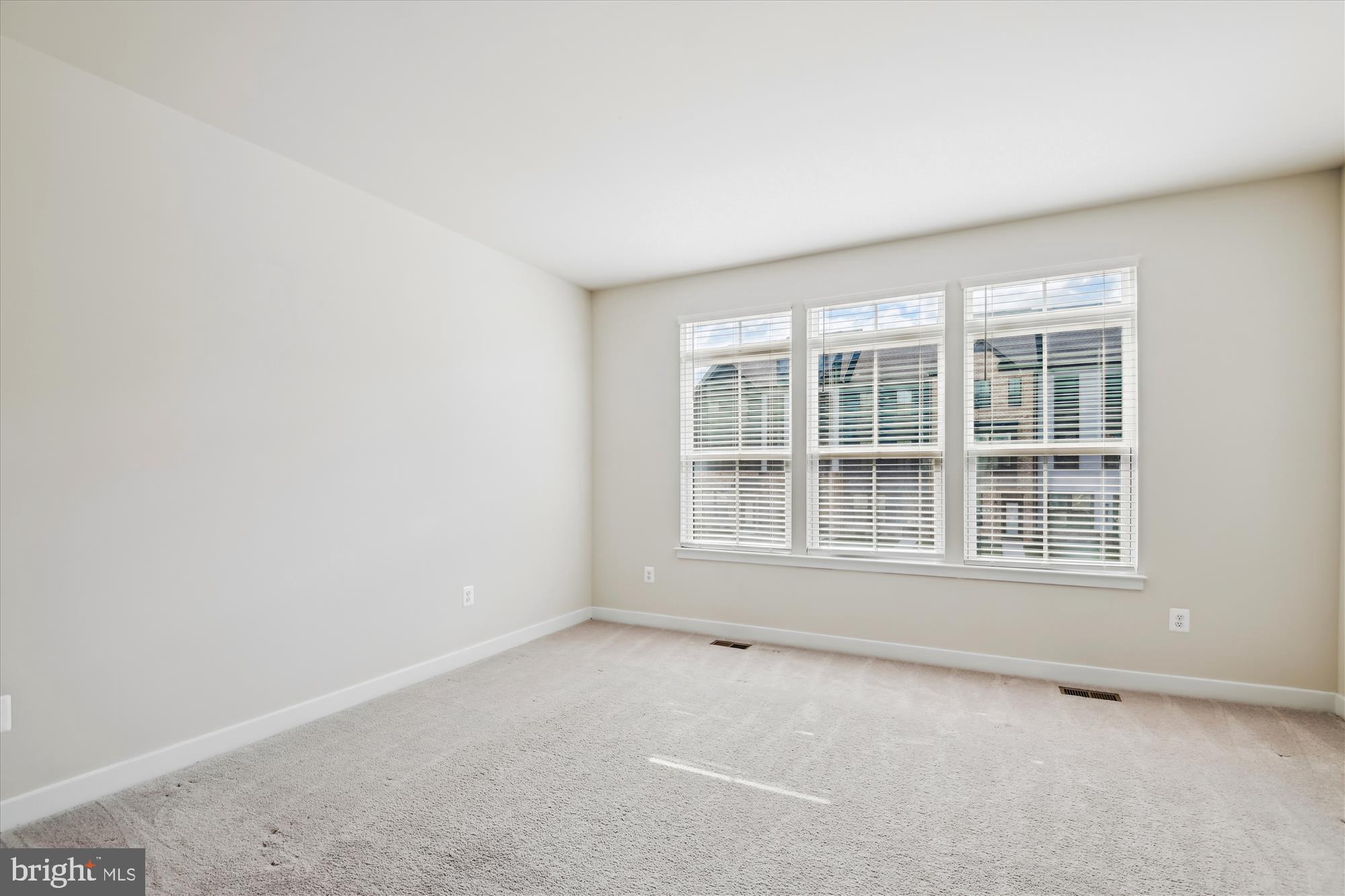 TANYARD SHORES - Residential