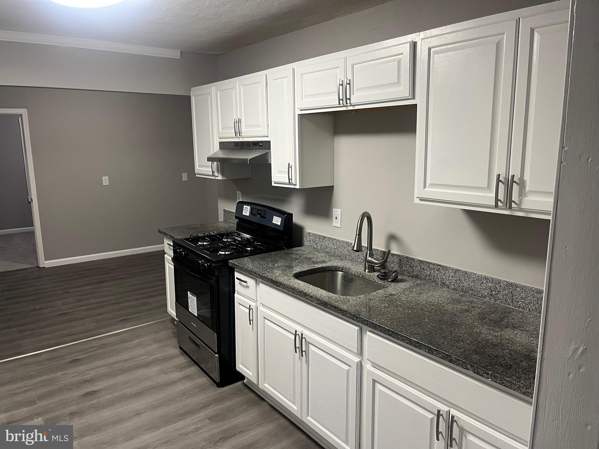 SWAN MEADOWS - Residential