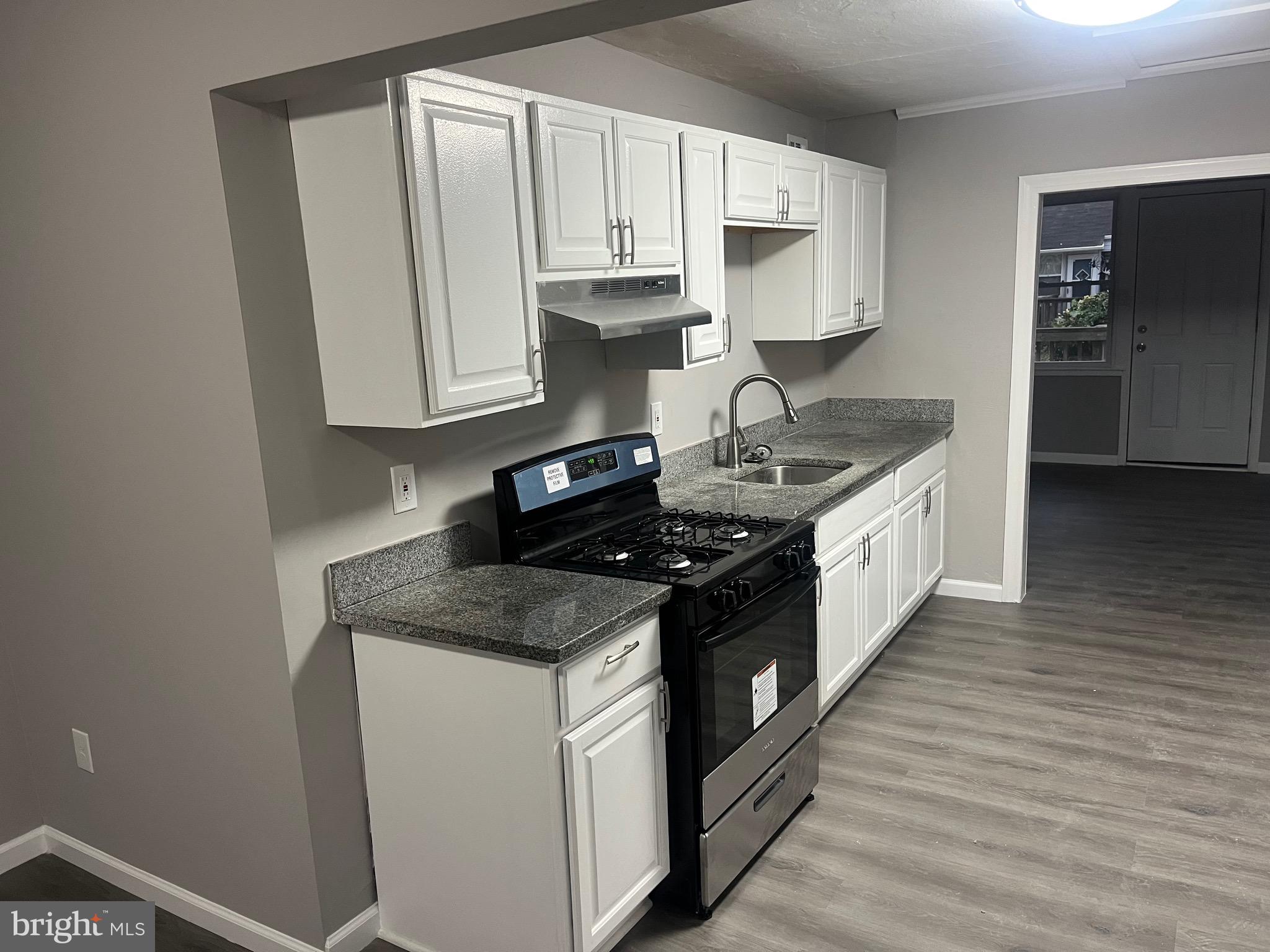 SWAN MEADOWS - Residential