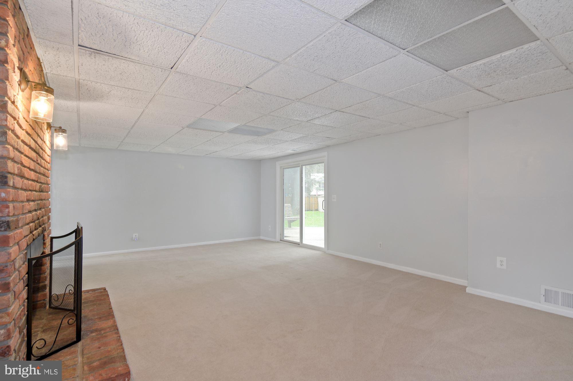 SUNRISE BEACH - Residential