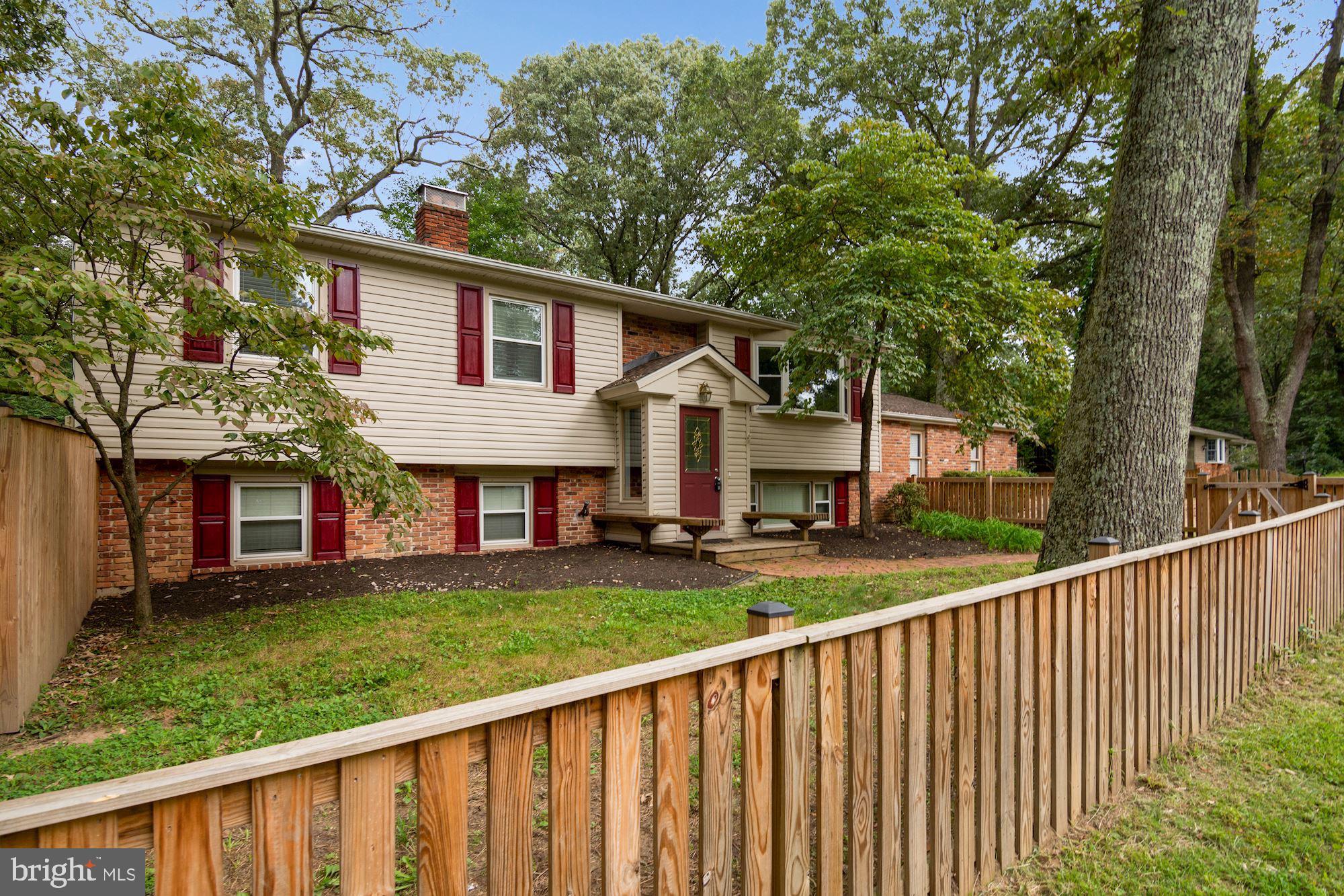 SUNRISE BEACH - Residential