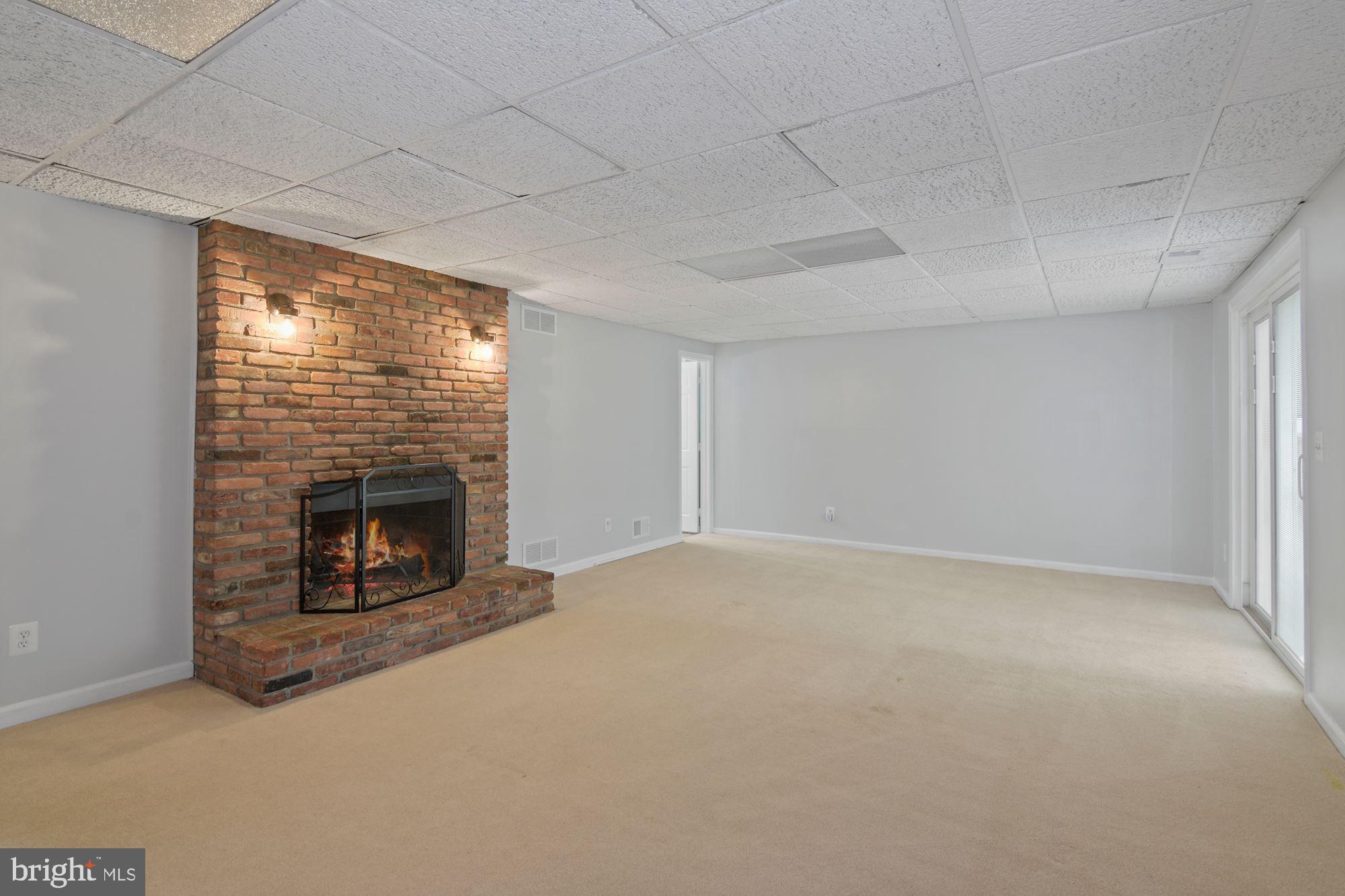 SUNRISE BEACH - Residential