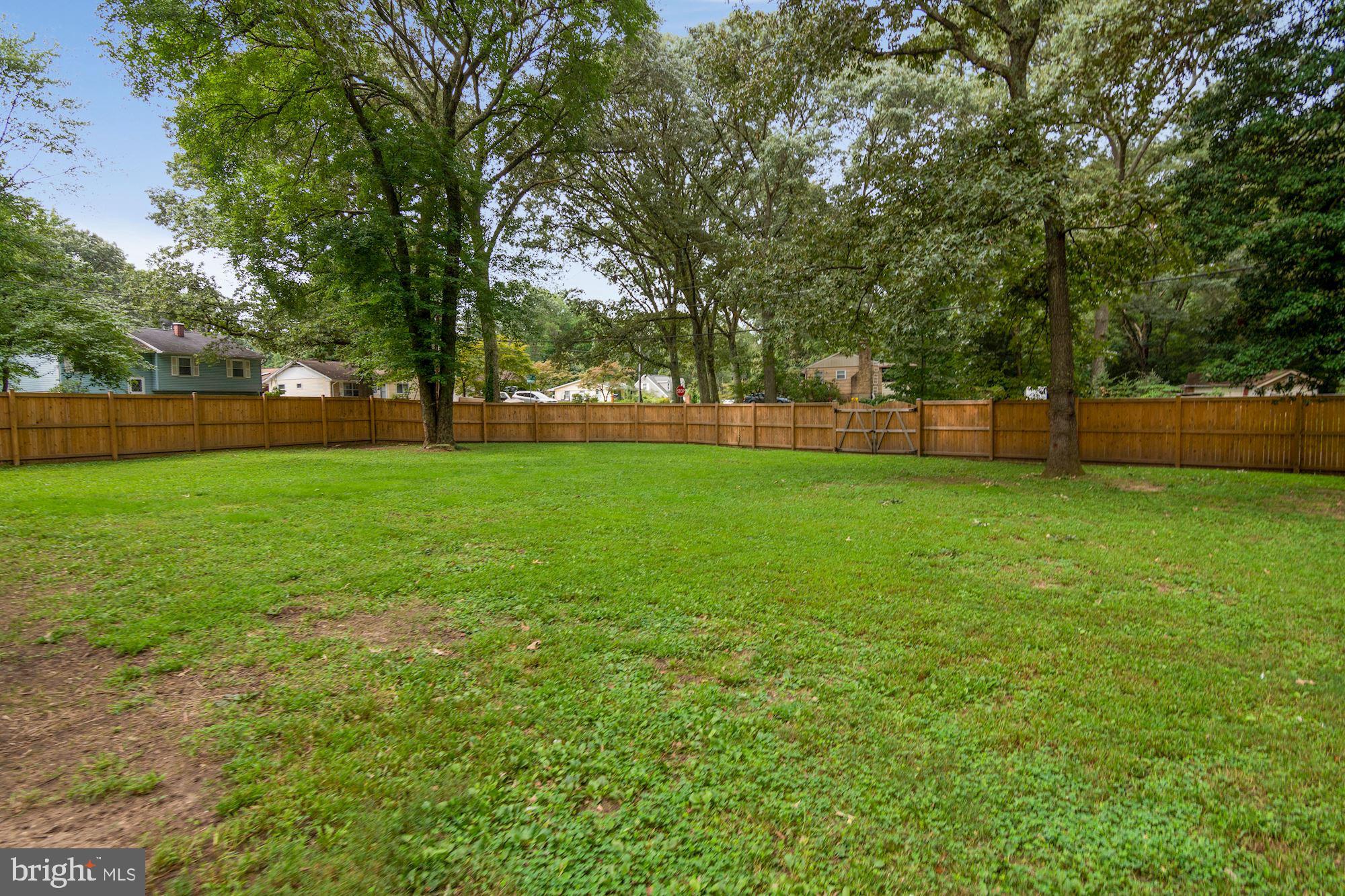 SUNRISE BEACH - Residential