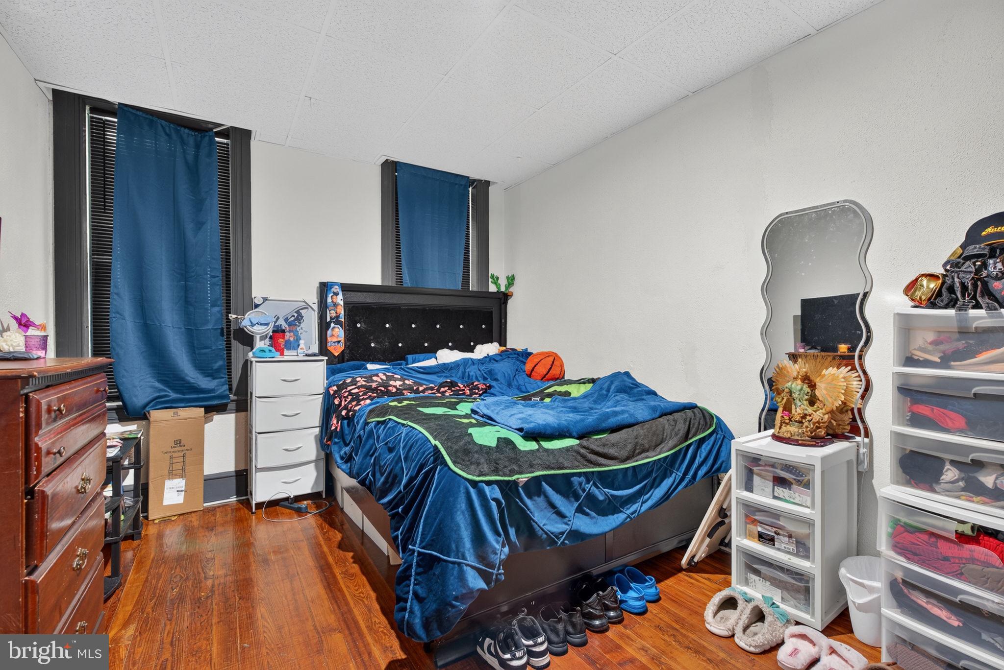 729 LINDEN AVENUE