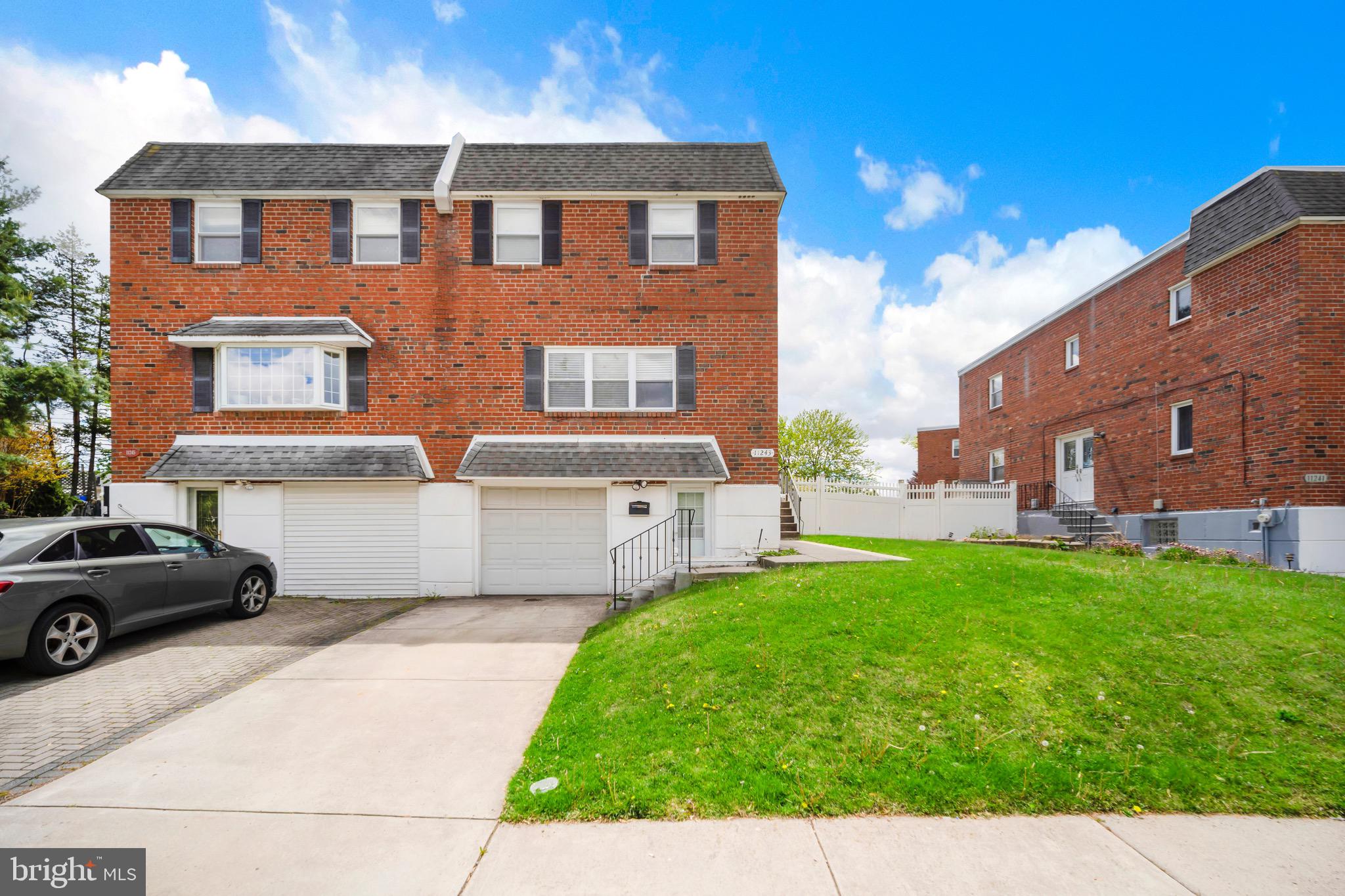 PHILMONT HEIGHTS - Residential