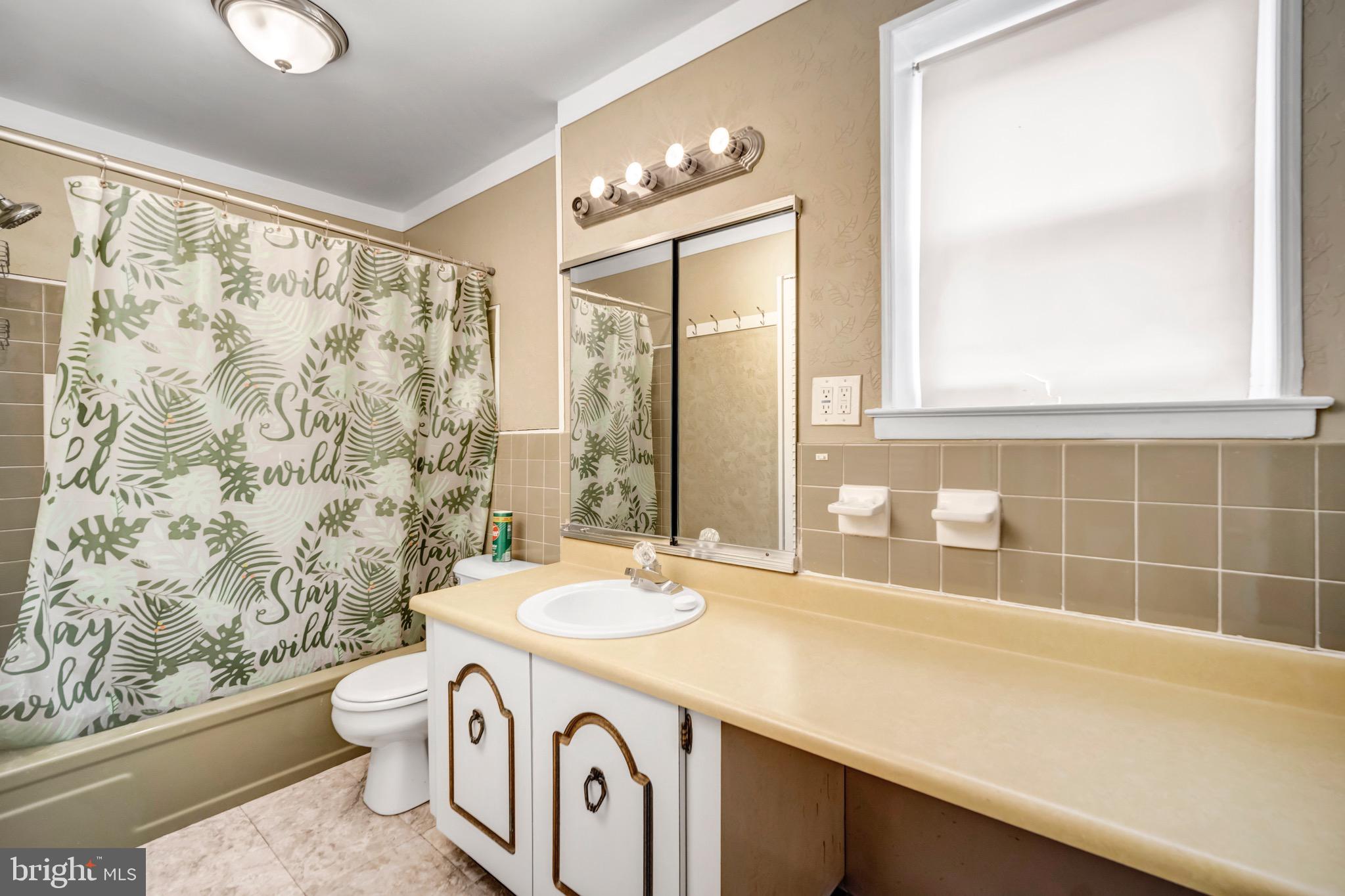 PHILMONT HEIGHTS - Residential