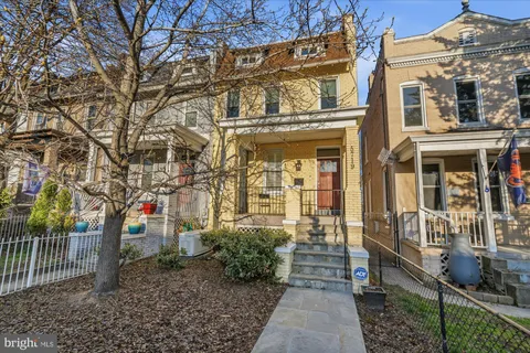 MLS: DCDC2261376