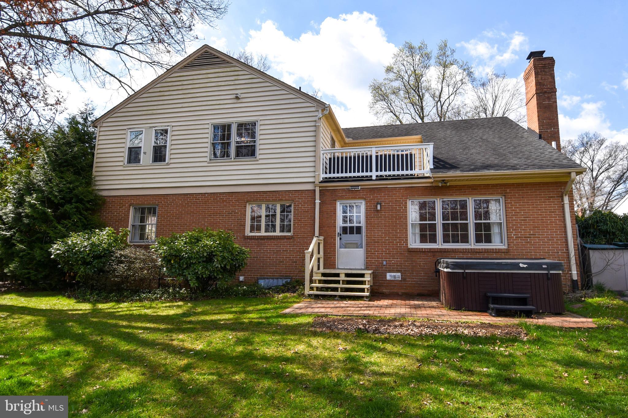 WILLERBURN ACRES - Residential Lease