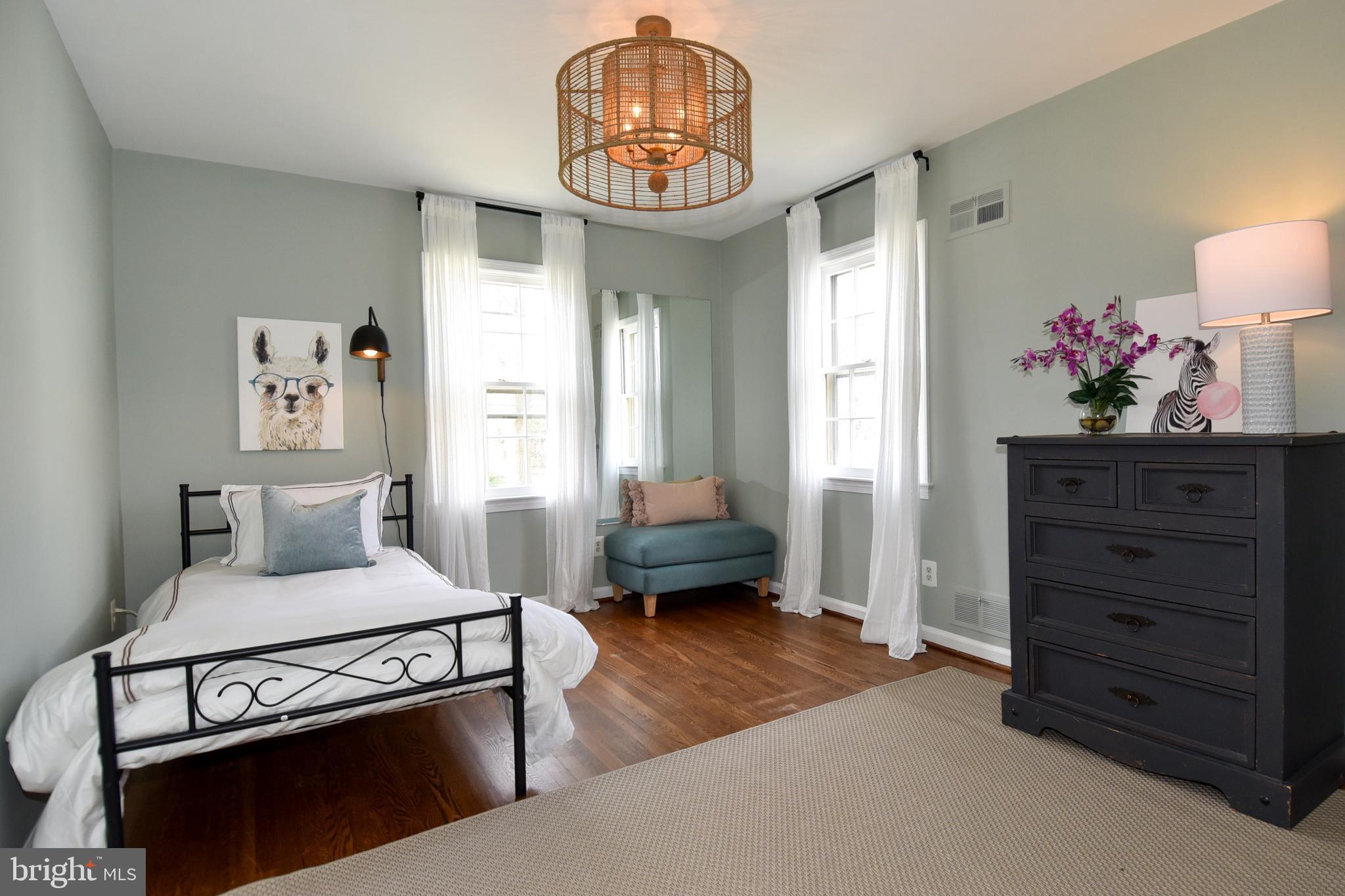 WILLERBURN ACRES - Residential Lease