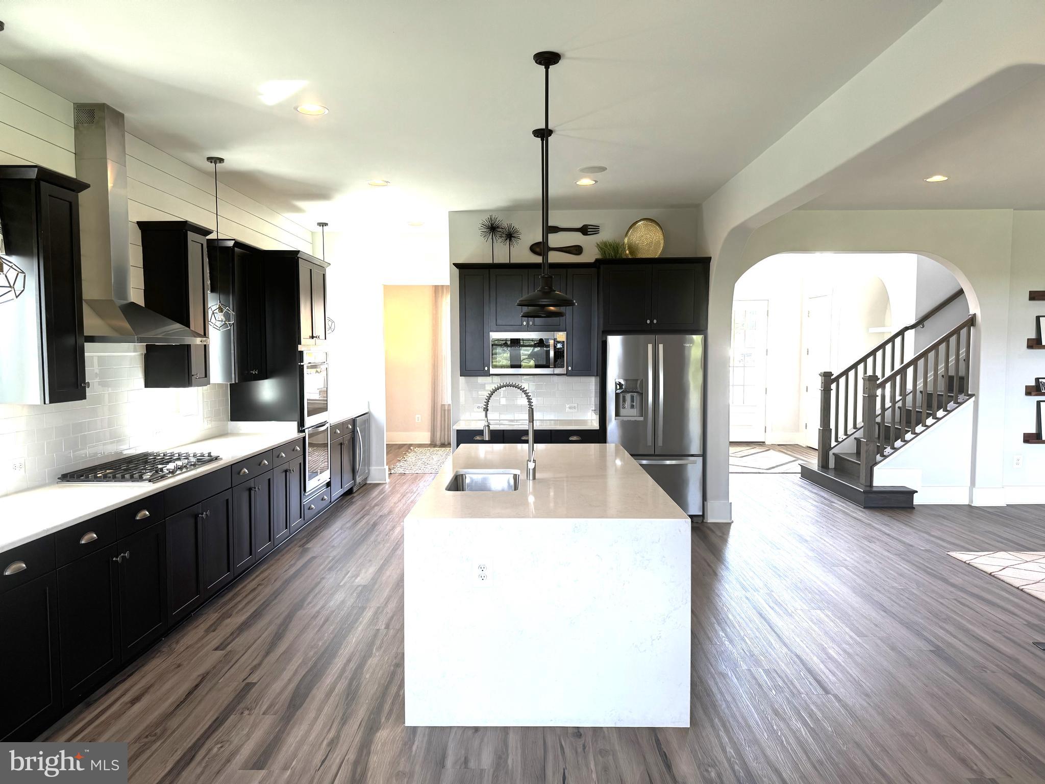 EMBREY MILL - Residential