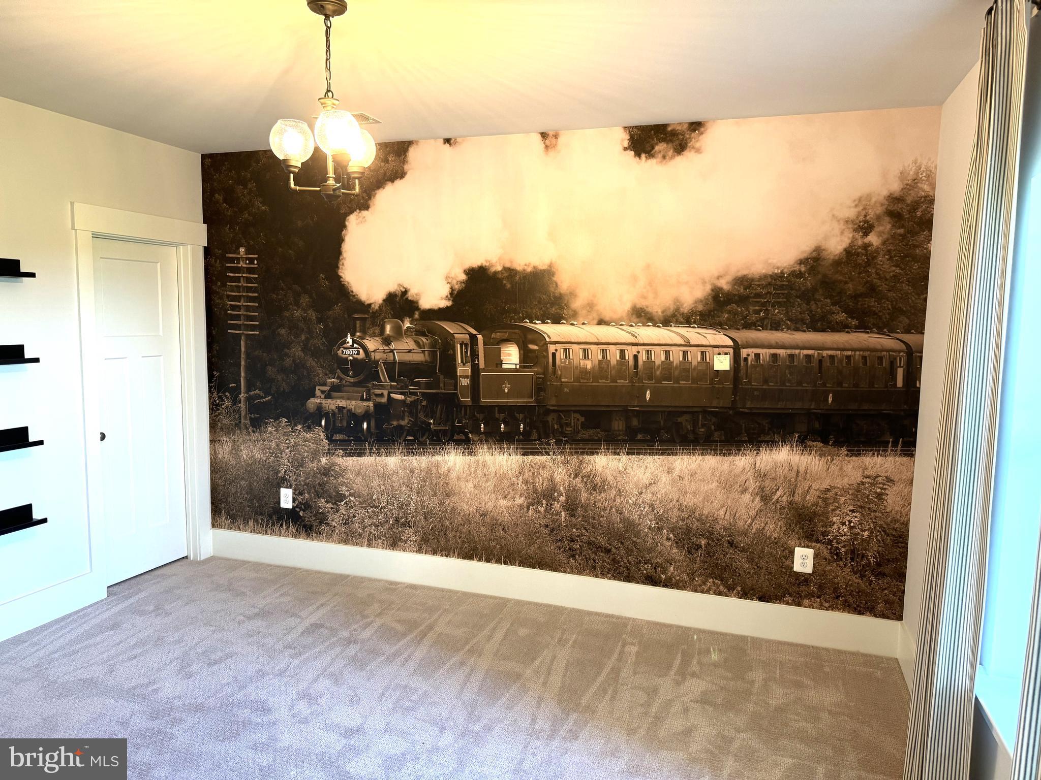 EMBREY MILL - Residential