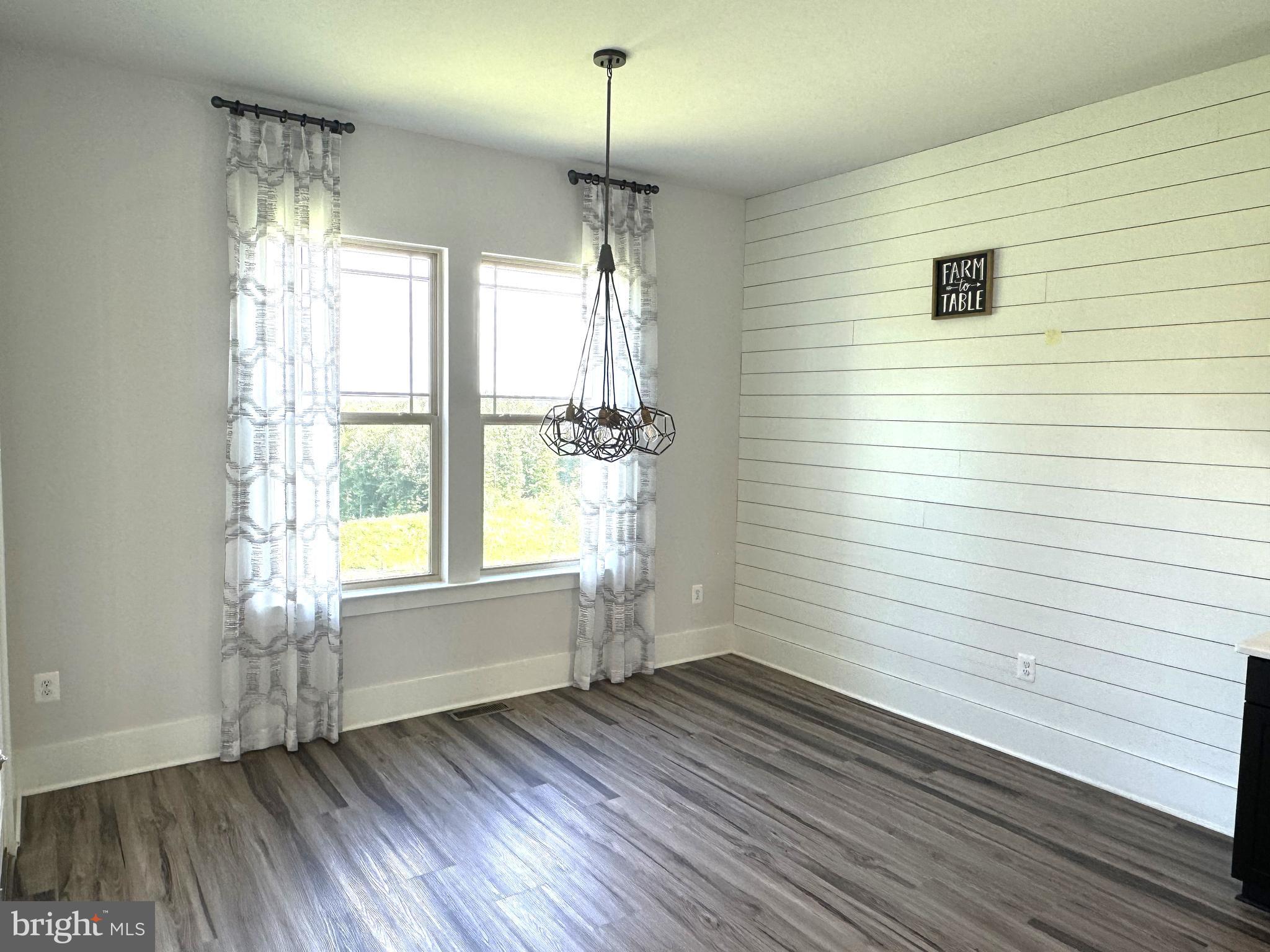 EMBREY MILL - Residential