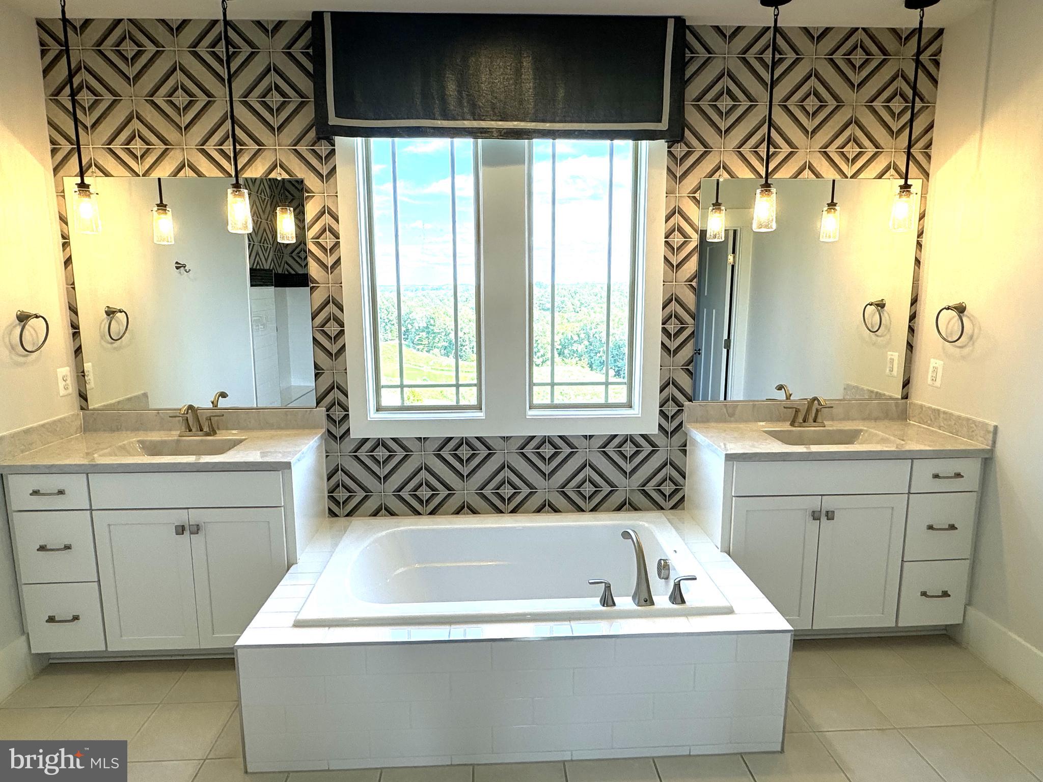 EMBREY MILL - Residential