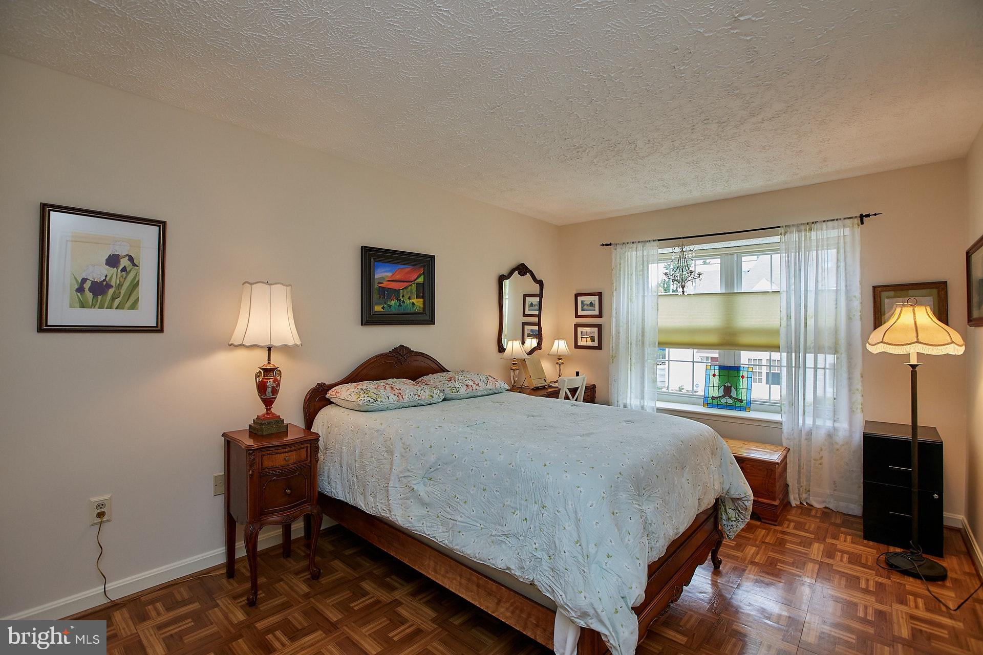 SINGLETONS GROVE - Residential