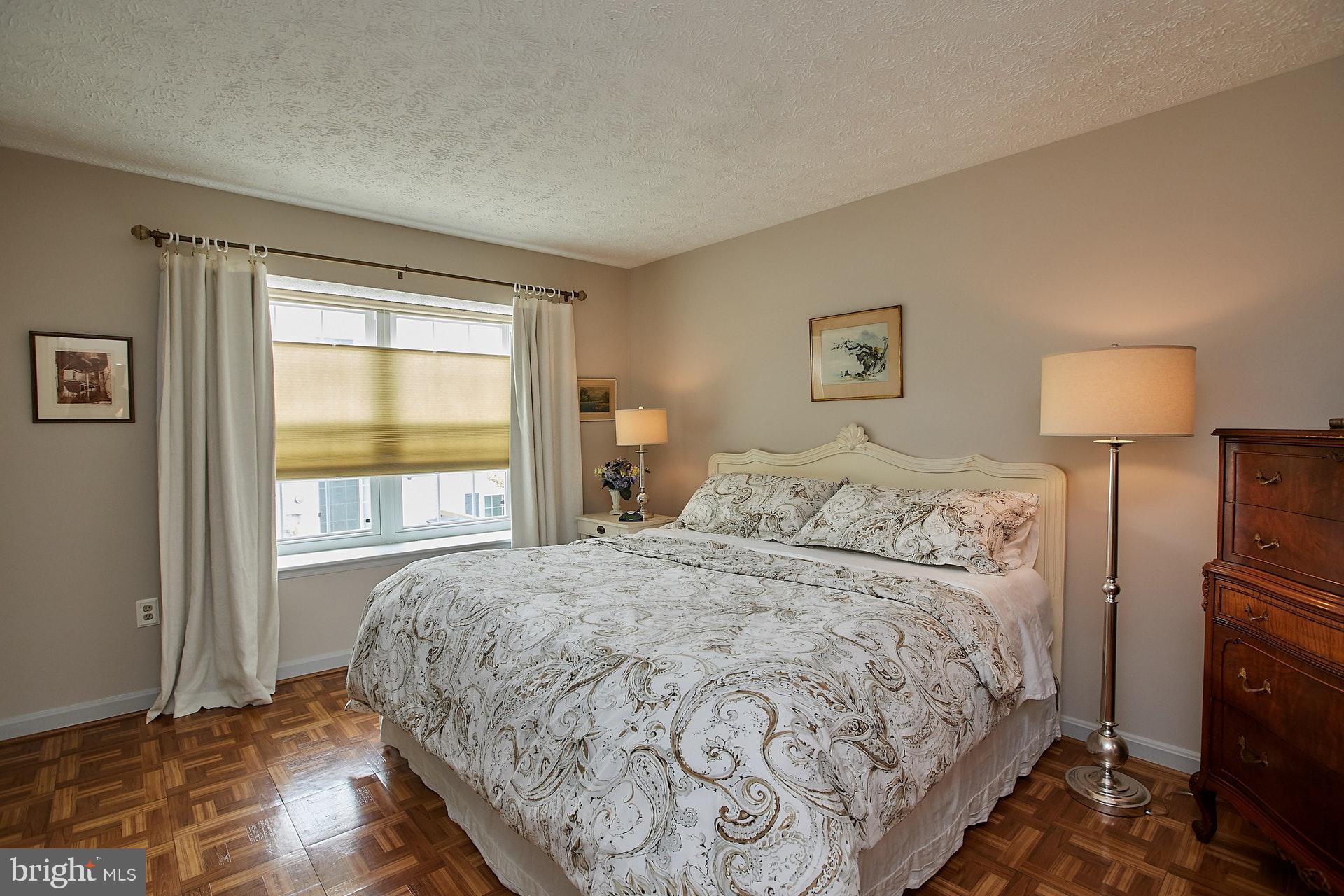 SINGLETONS GROVE - Residential