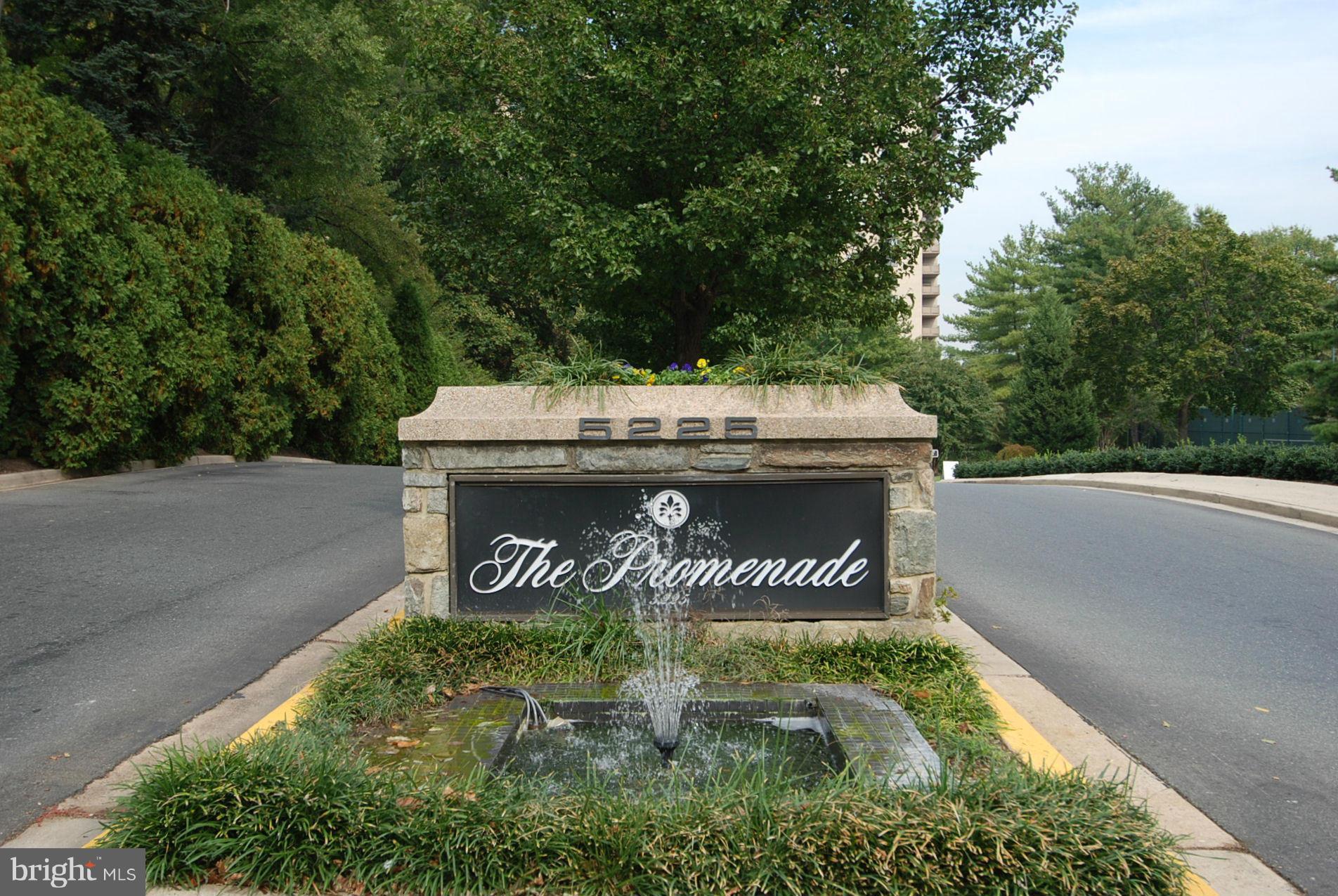 PROMENADE TOWERS - Residential