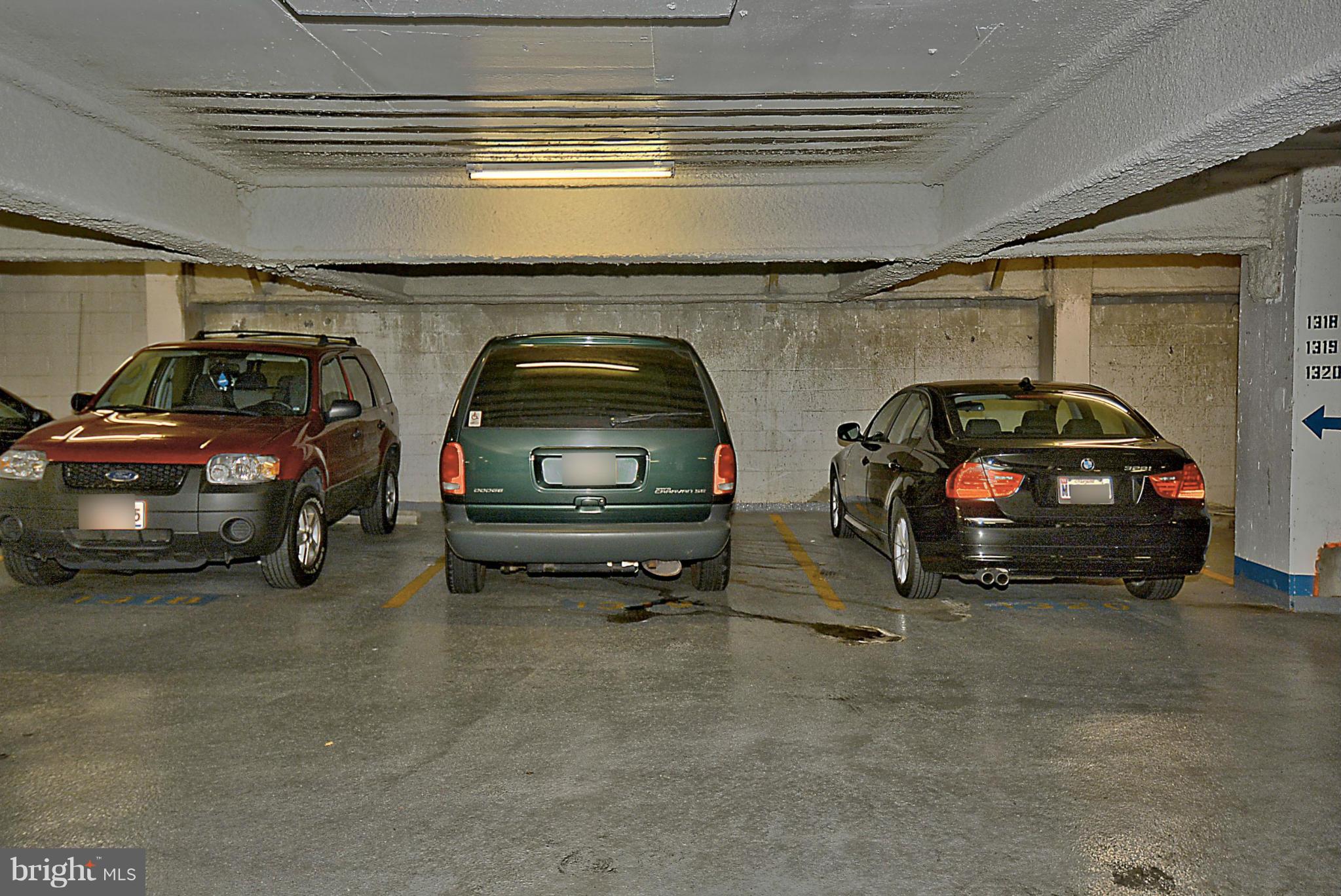 PROMENADE TOWERS - Residential