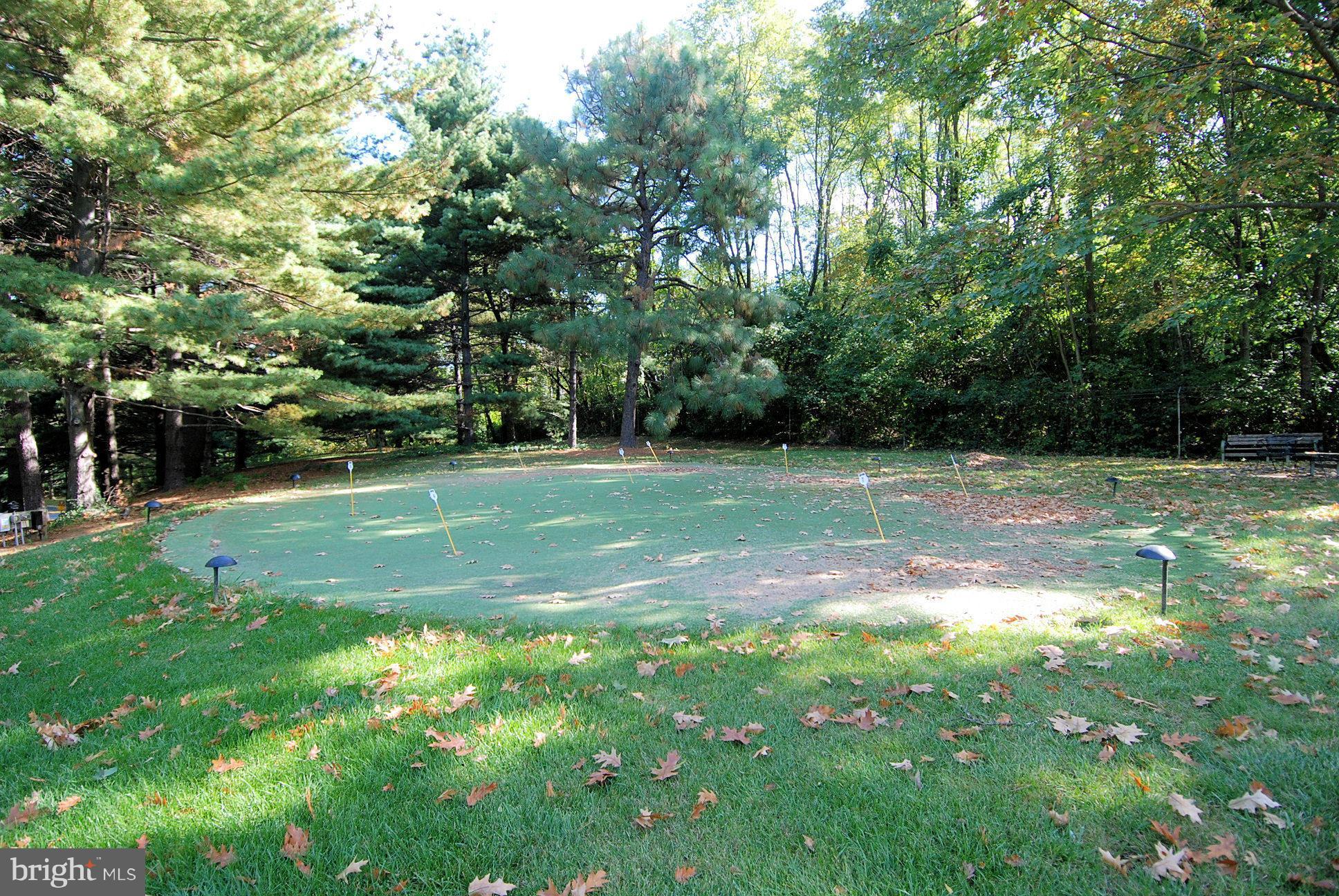 PROMENADE TOWERS - Residential