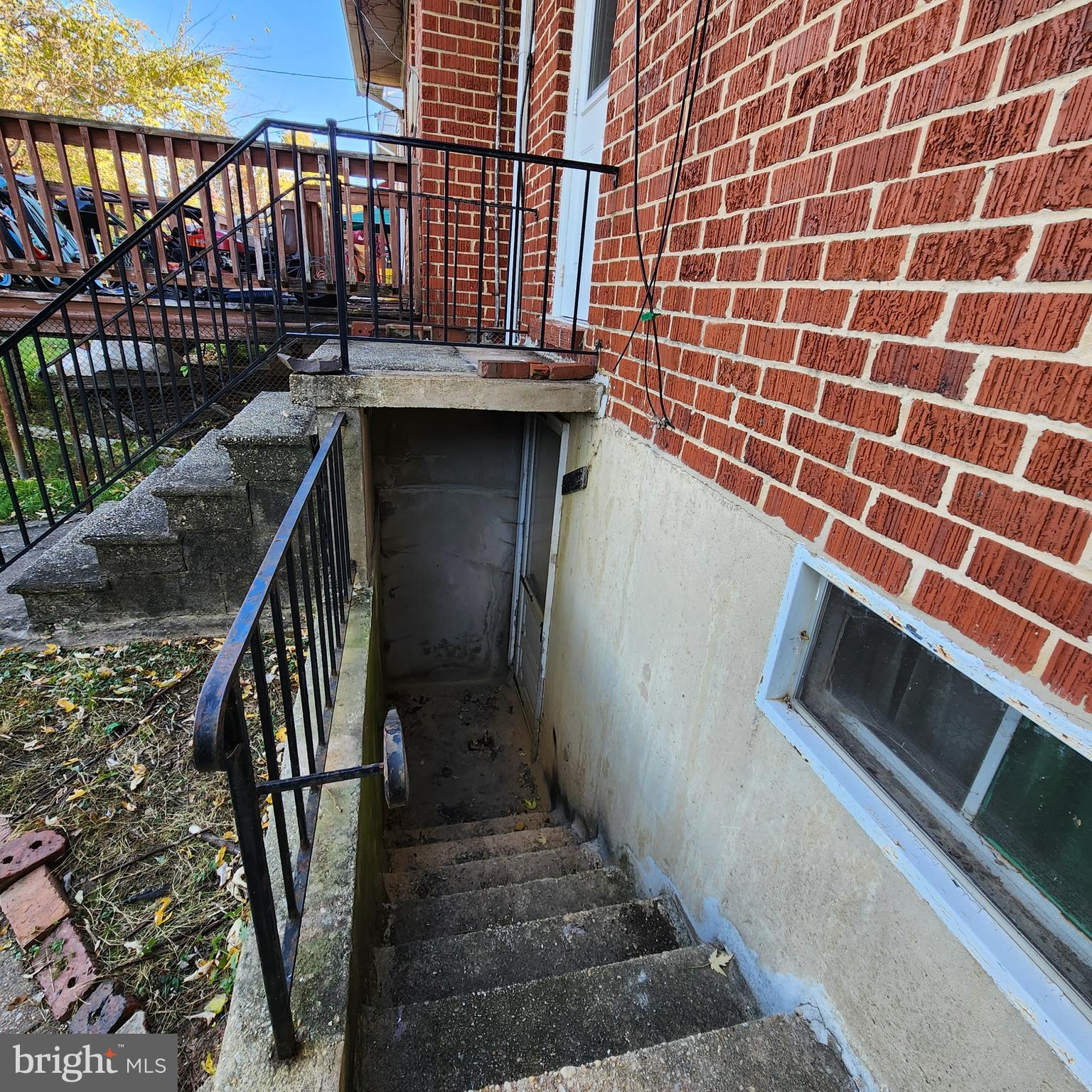 HOLLAND HILL - Residential