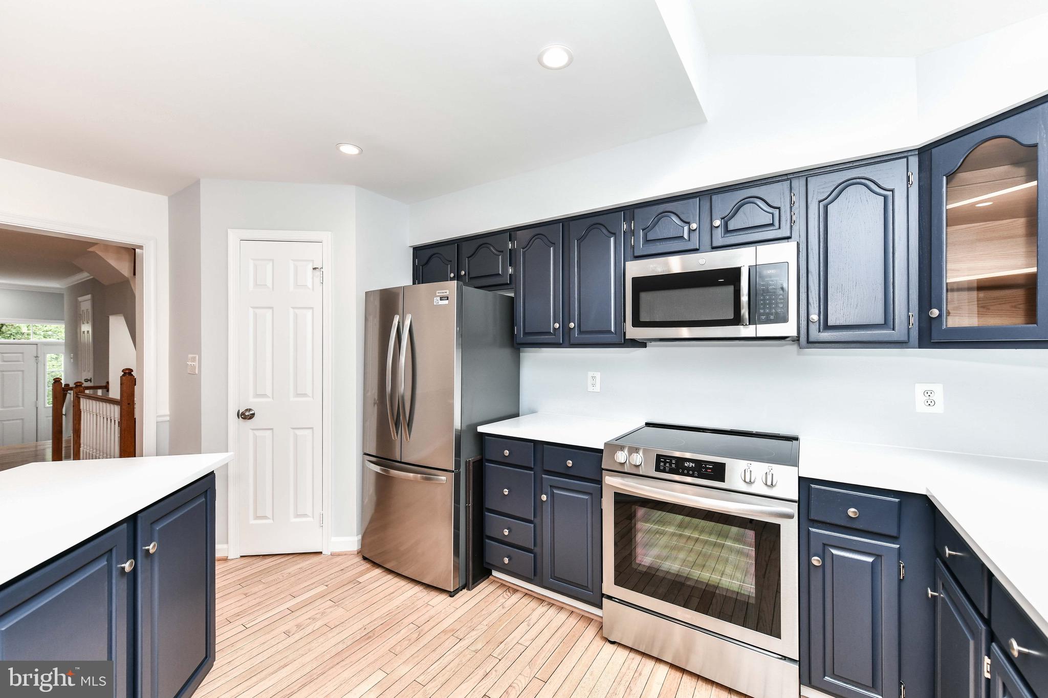 MCLEAN PROVINCE - Residential