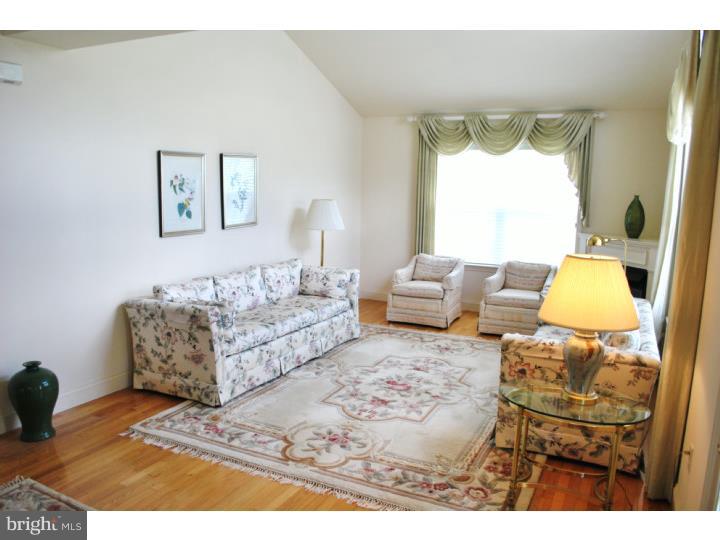 OAK HILL - Residential