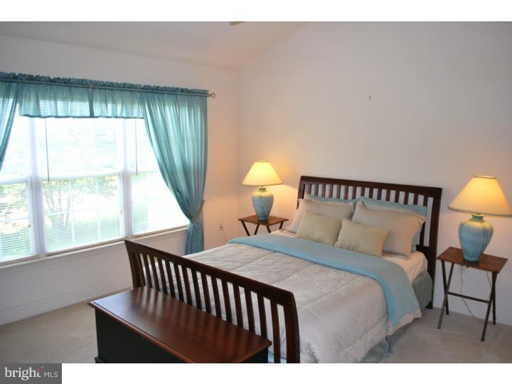 OAK HILL - Residential