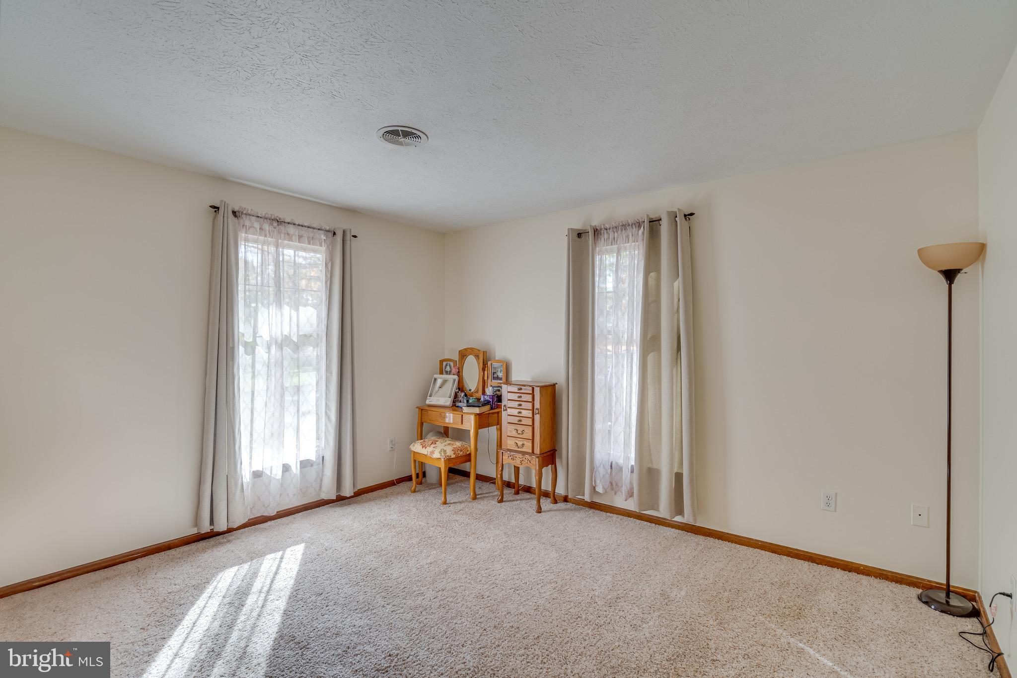 WOODBRIER MANOR - Residential