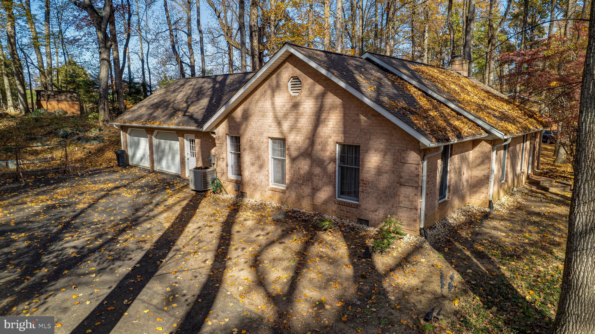 WOODBRIER MANOR - Residential