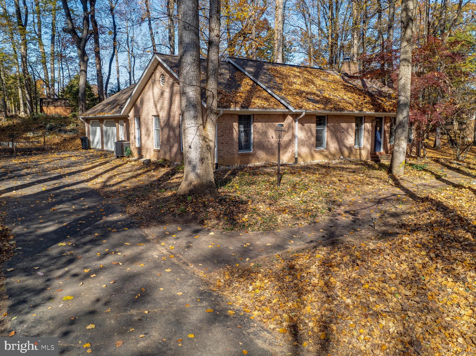 WOODBRIER MANOR - Residential