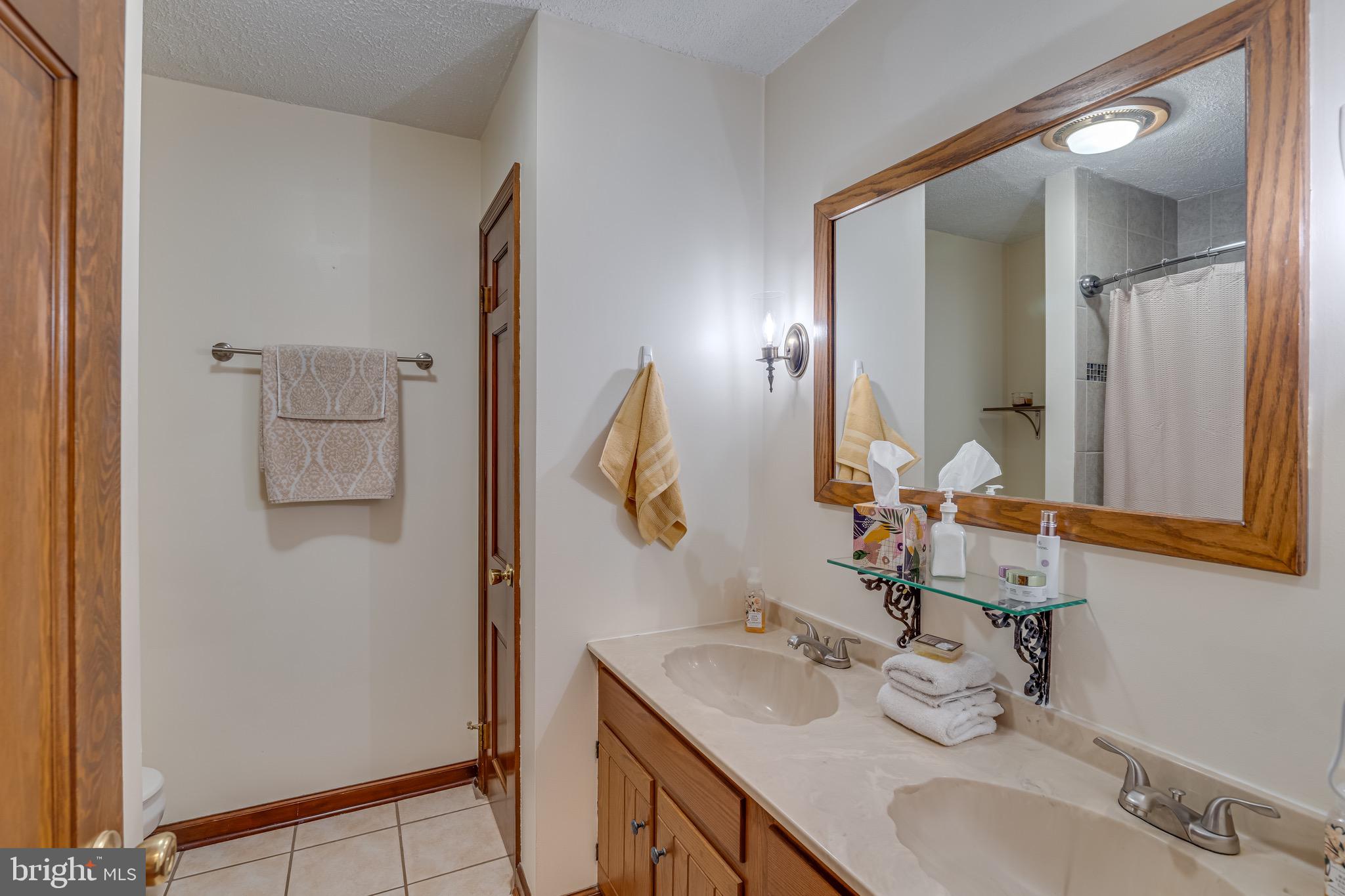 WOODBRIER MANOR - Residential