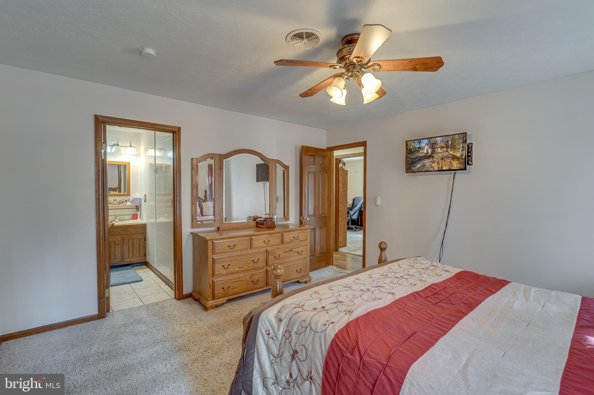 WOODBRIER MANOR - Residential