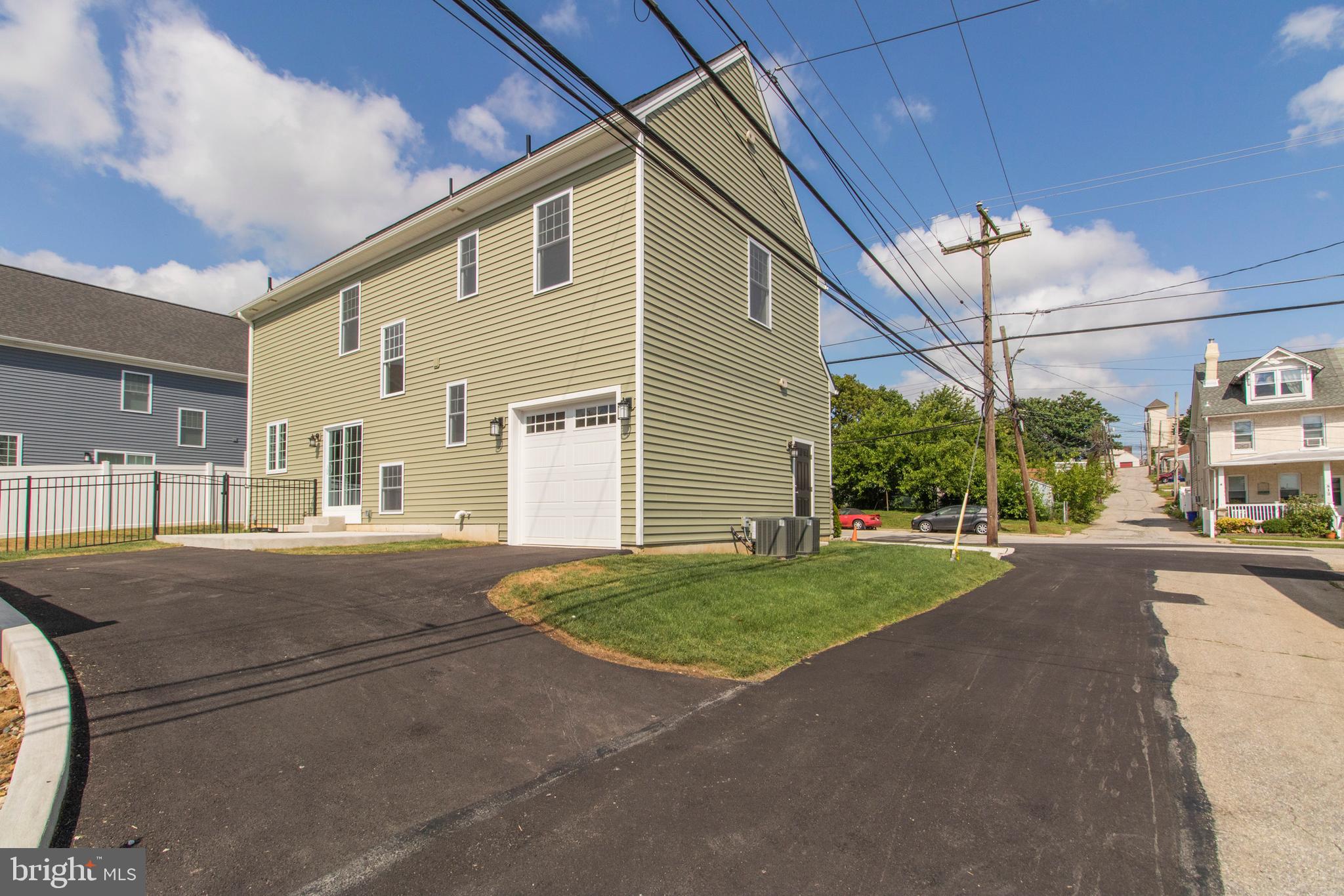 CONSHOHOCKEN - Residential