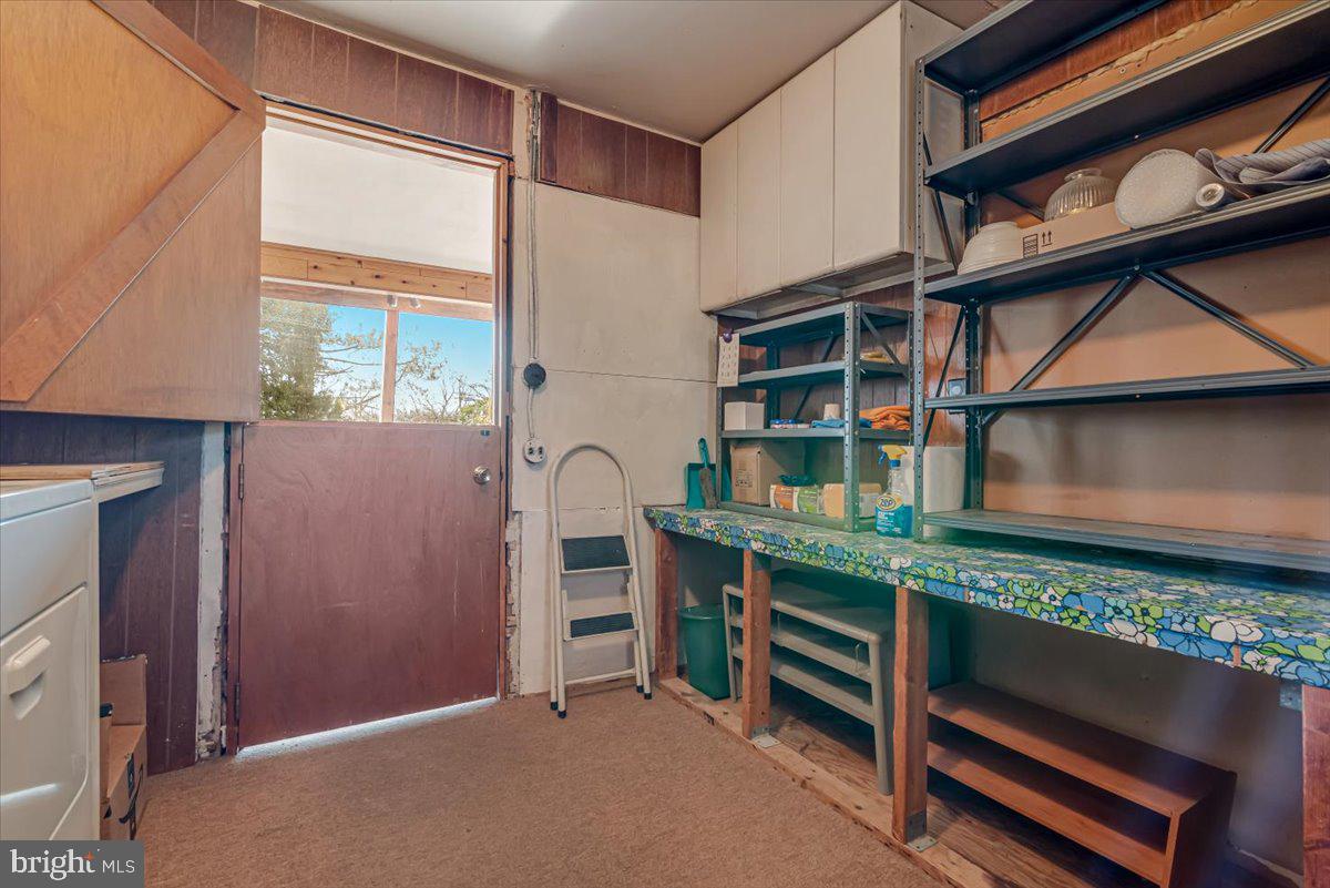 NONE AVAILALBE - Residential Lease