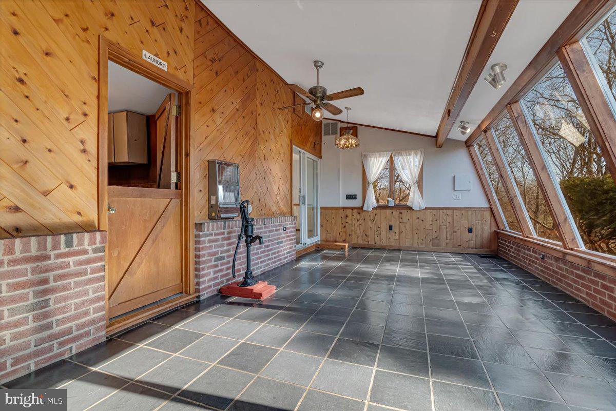 NONE AVAILALBE - Residential Lease