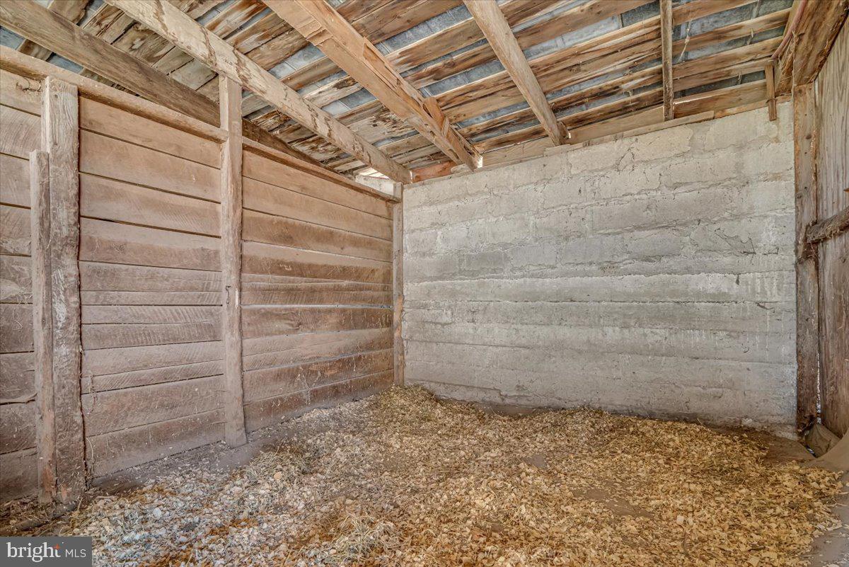 NONE AVAILALBE - Residential Lease