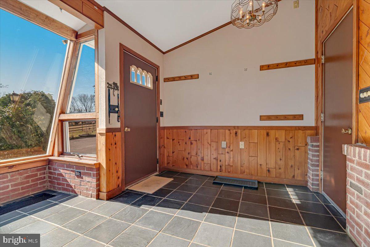 NONE AVAILALBE - Residential Lease