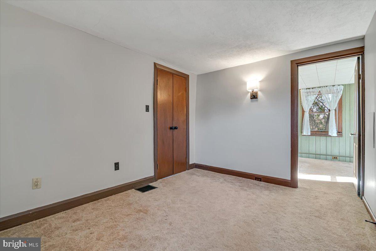 NONE AVAILALBE - Residential Lease