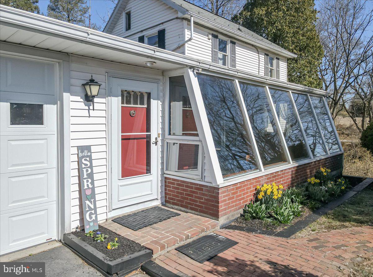 NONE AVAILALBE - Residential Lease