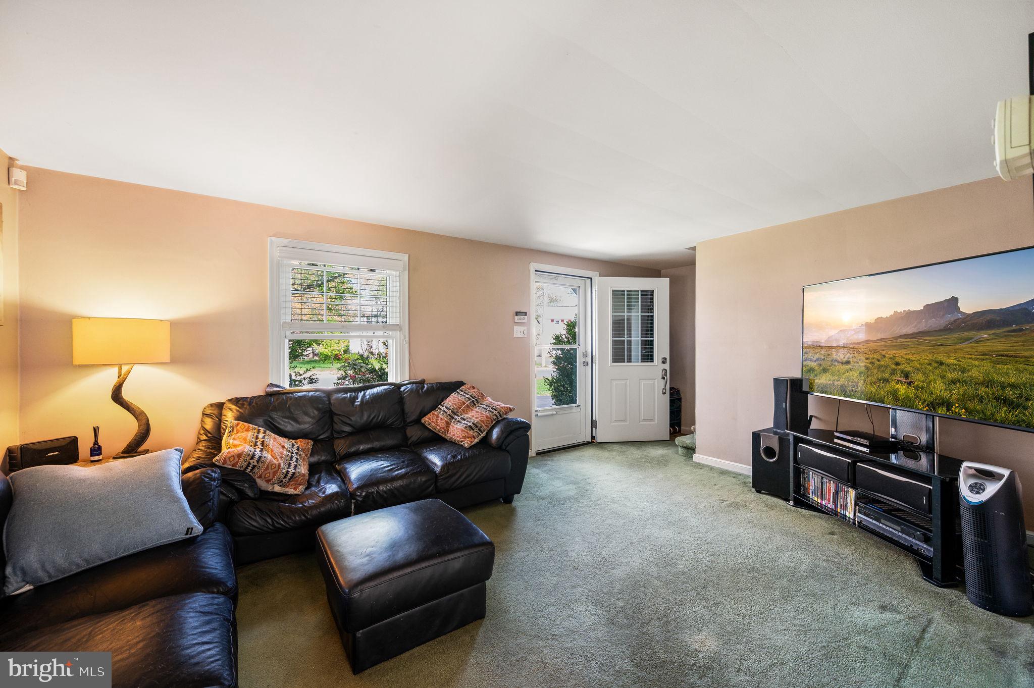 WILLOW WAY - Residential