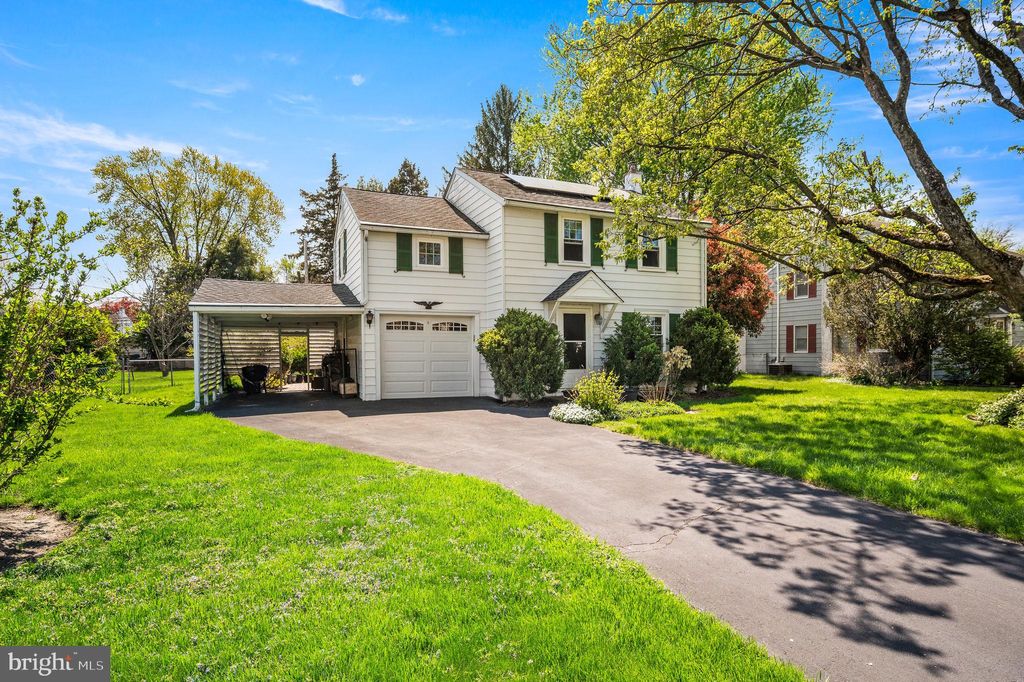 Photo of 416 Preston Lane, HATBORO, PA 19040 (MLS # PAMC2138308)