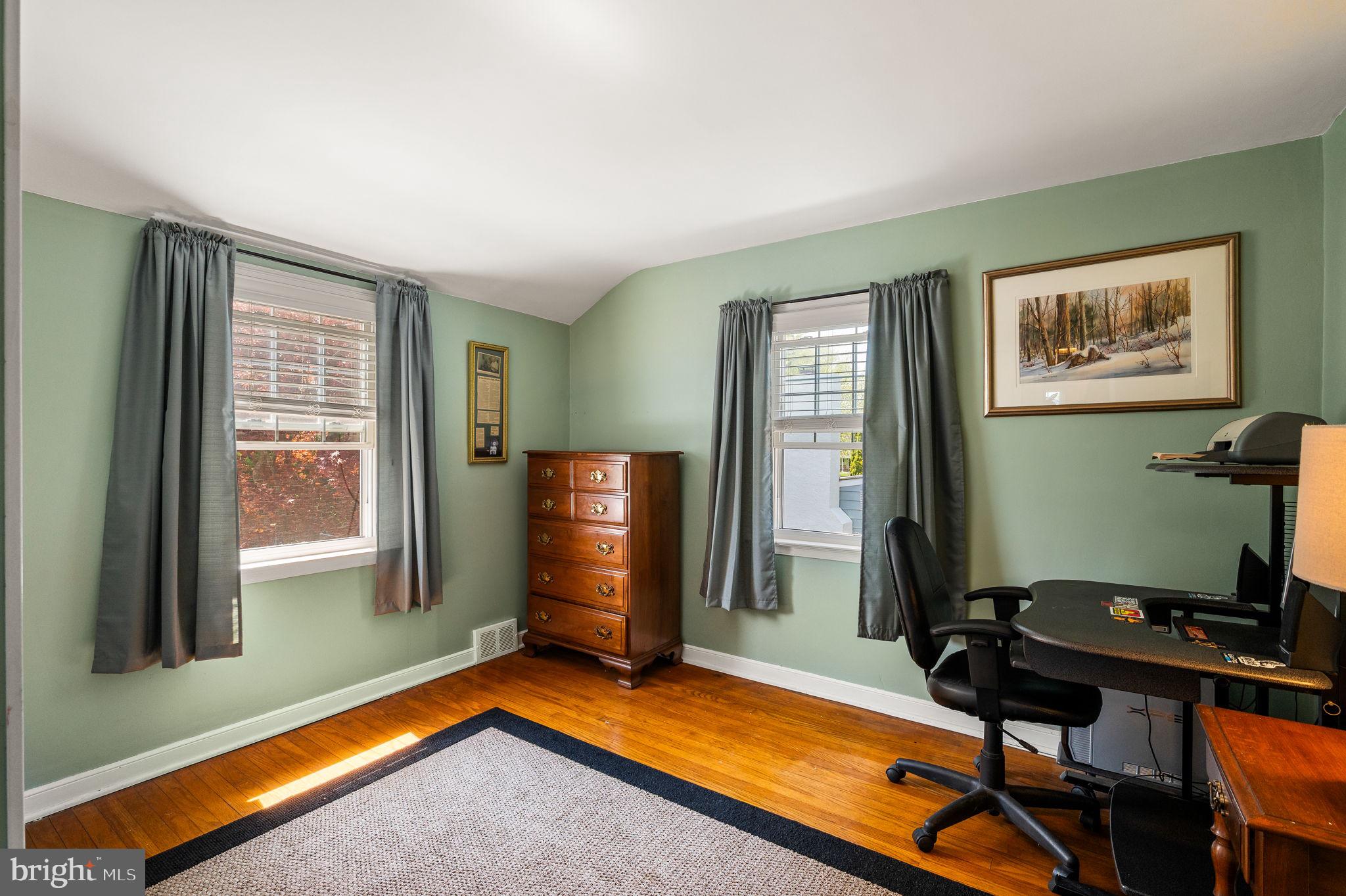 WILLOW WAY - Residential