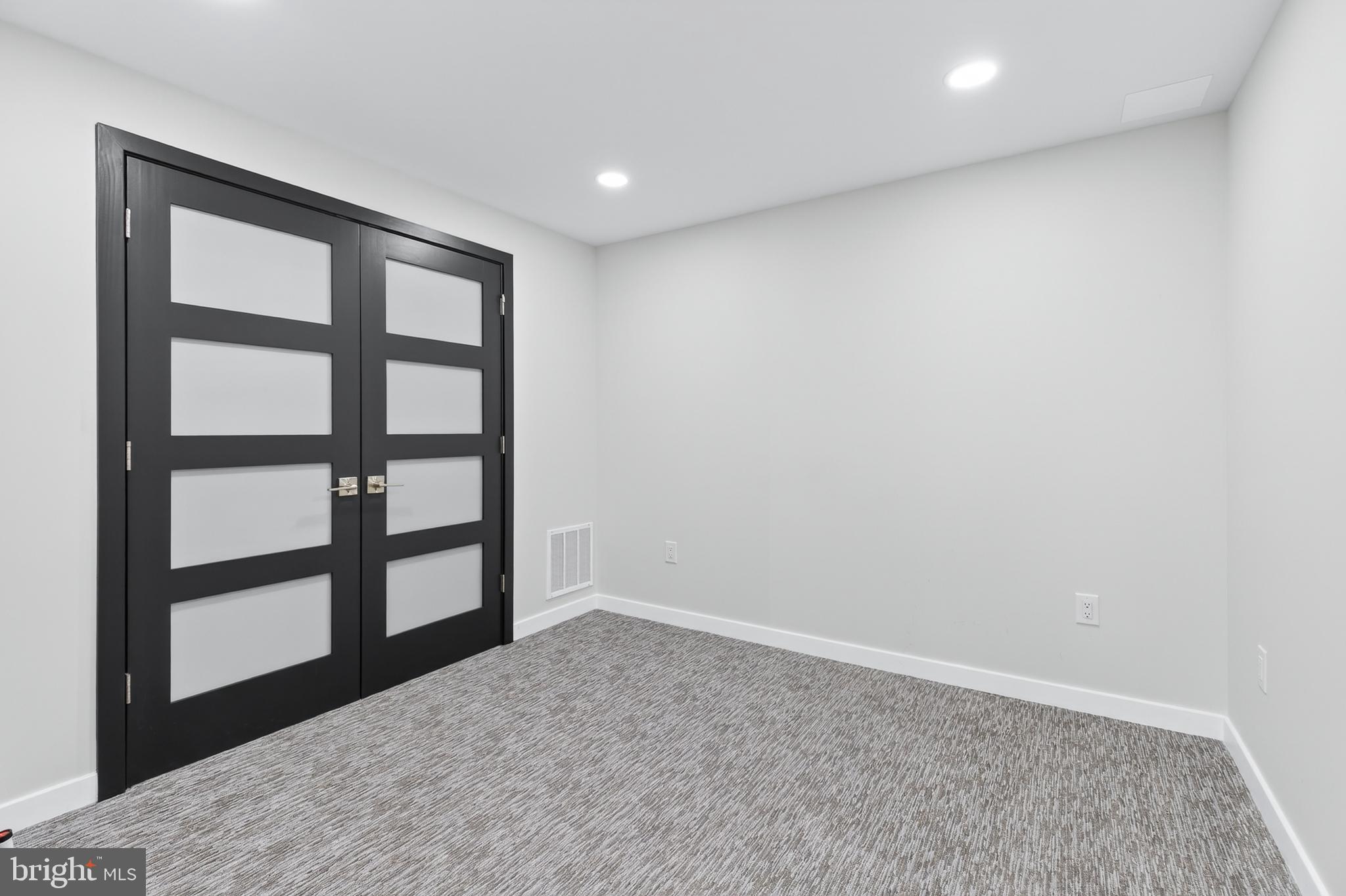 GREENLEAF ESTATES - Residential